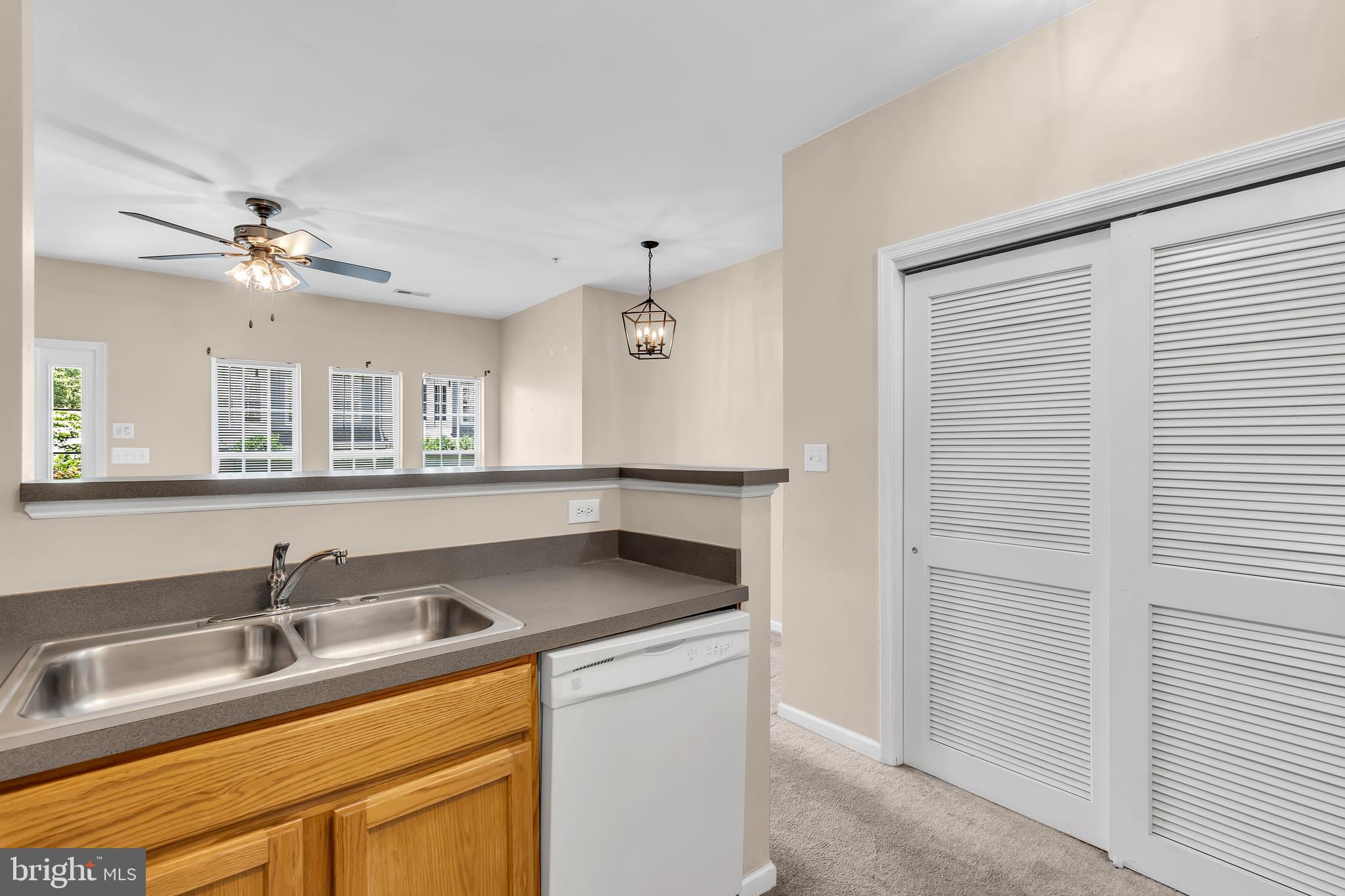 9 RIVER LANE