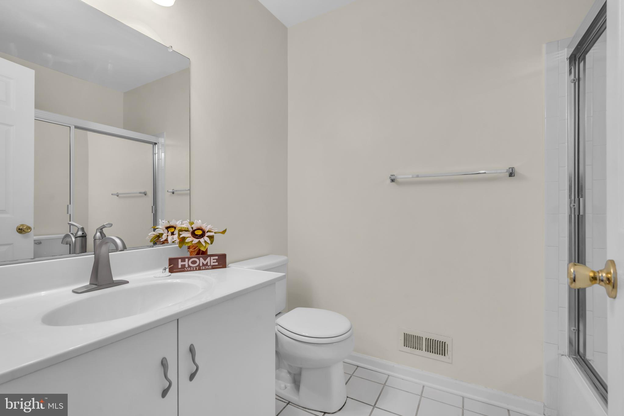 21 VALLEYBROOK COURT