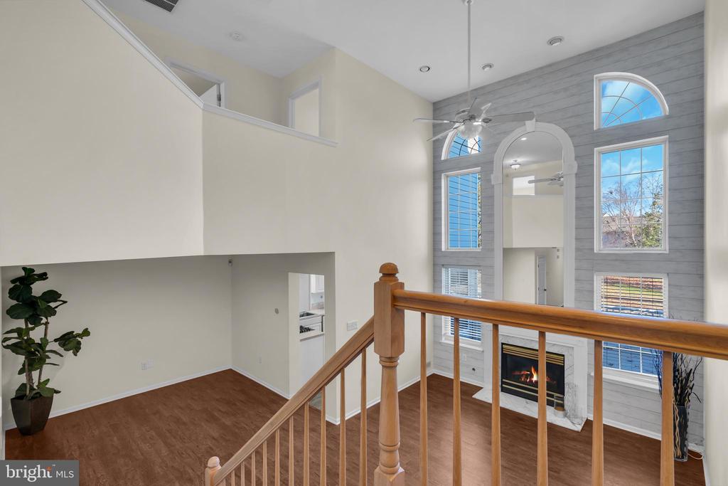 21 VALLEYBROOK COURT