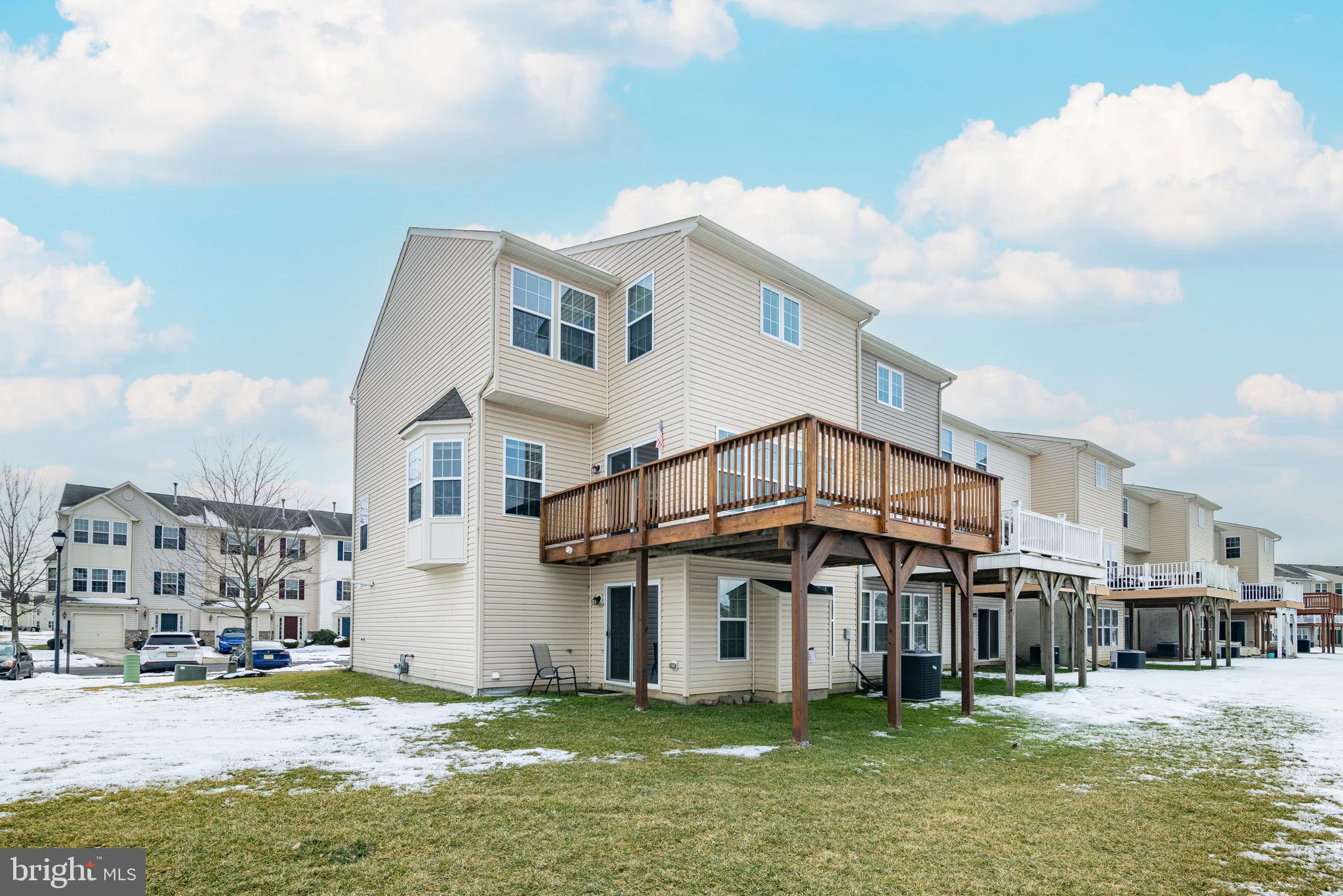 1201 EXPOSITION DRIVE