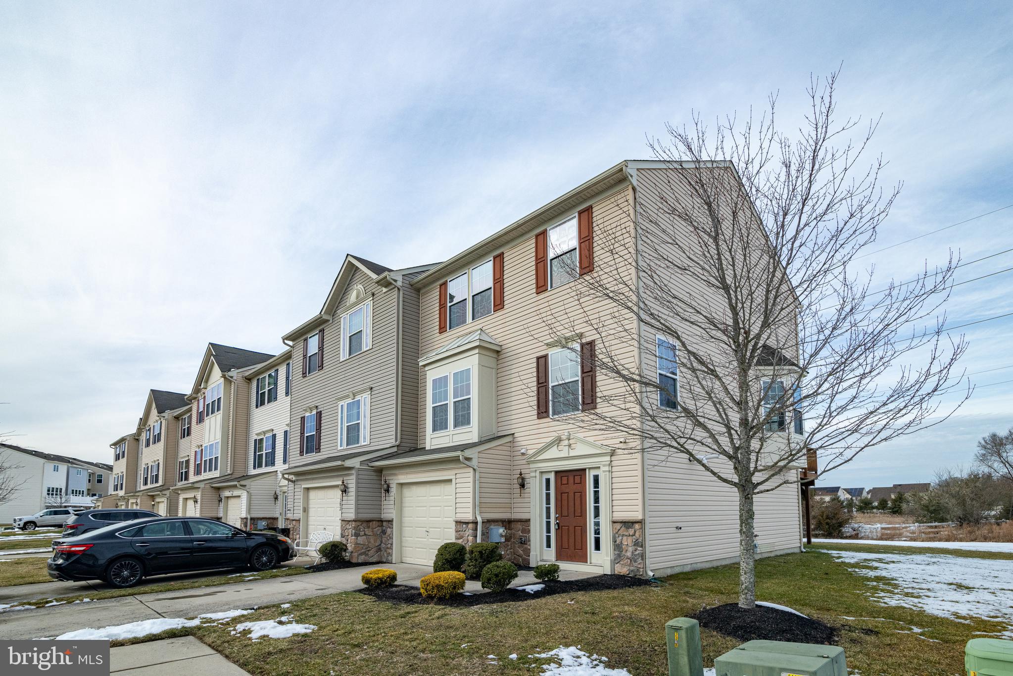 1201 EXPOSITION DRIVE