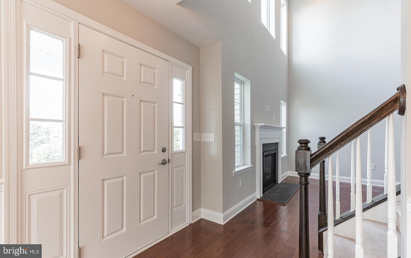 507 LEXINGTON MEWS