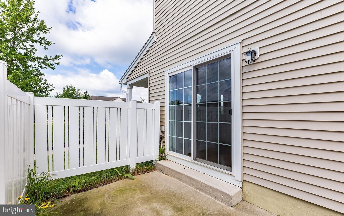 507 LEXINGTON MEWS