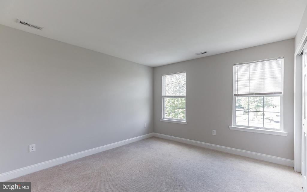 507 LEXINGTON MEWS