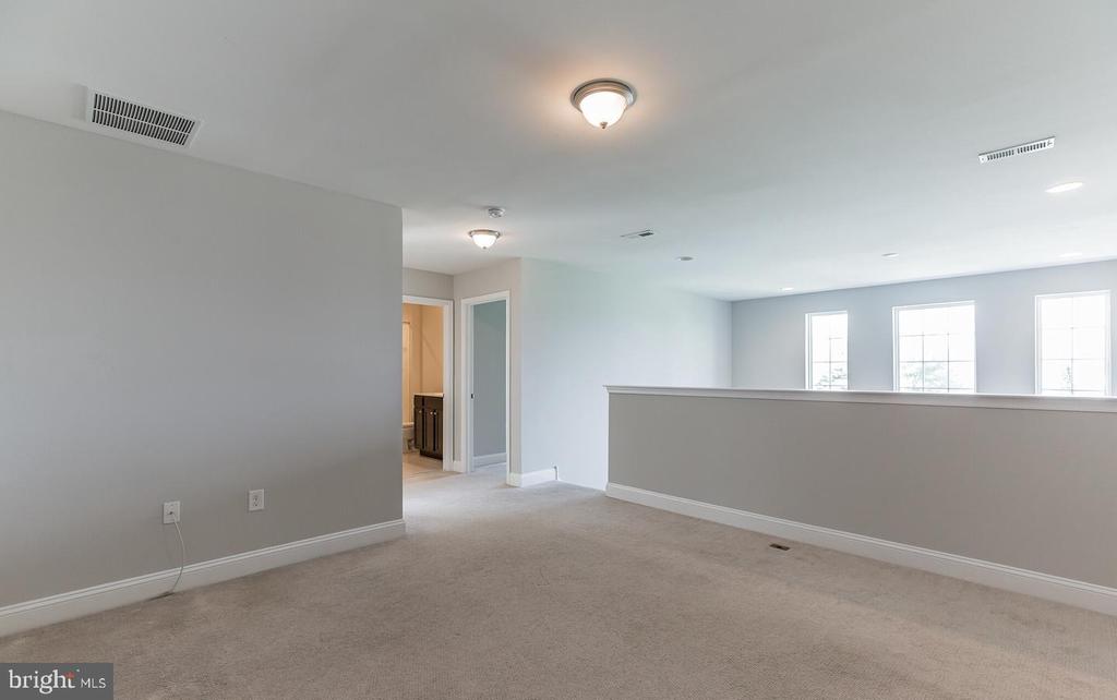 507 LEXINGTON MEWS