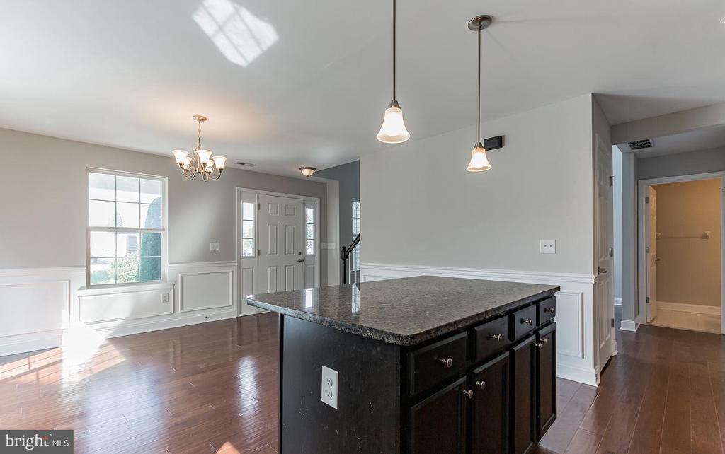 507 LEXINGTON MEWS