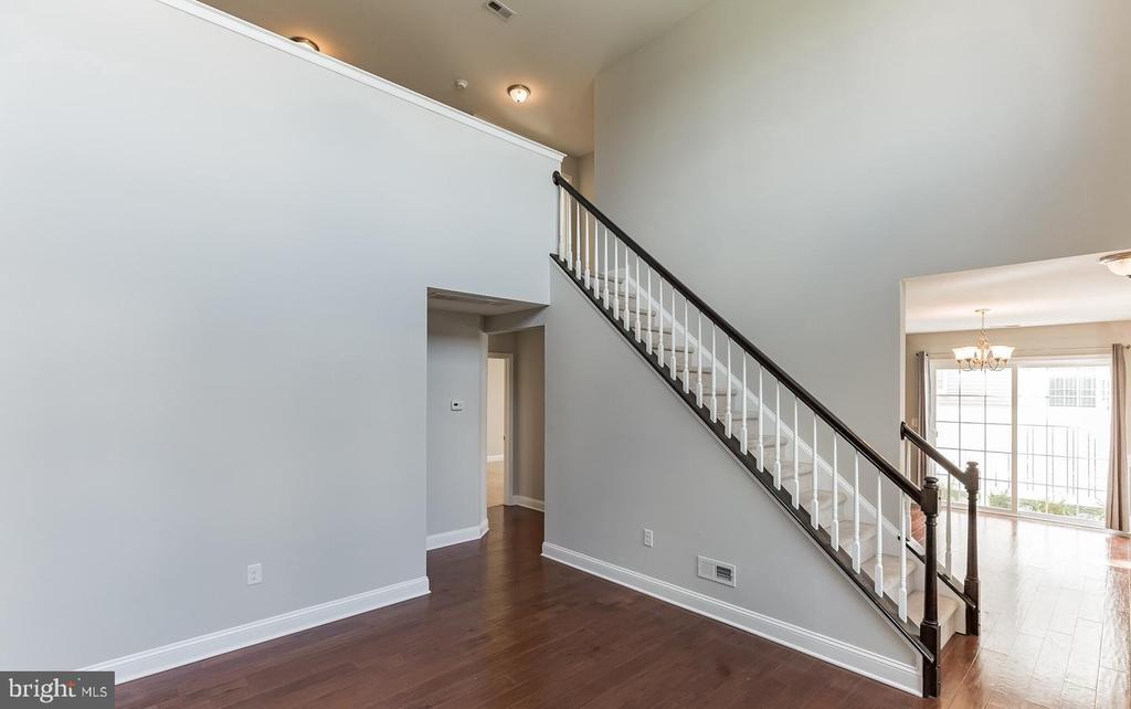 507 LEXINGTON MEWS