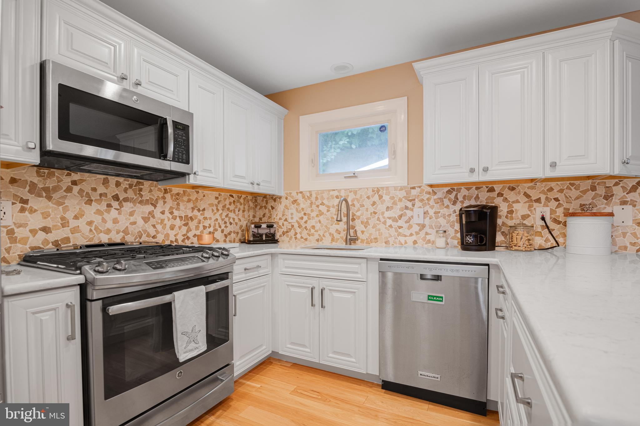 255 SHORE DRIVE 13