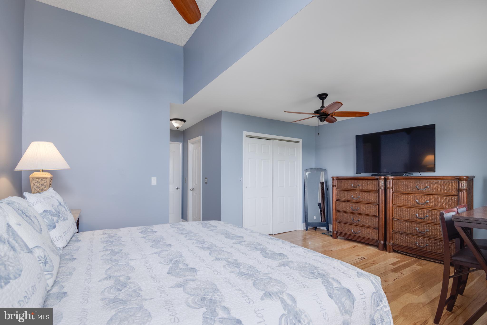 255 SHORE DRIVE 13