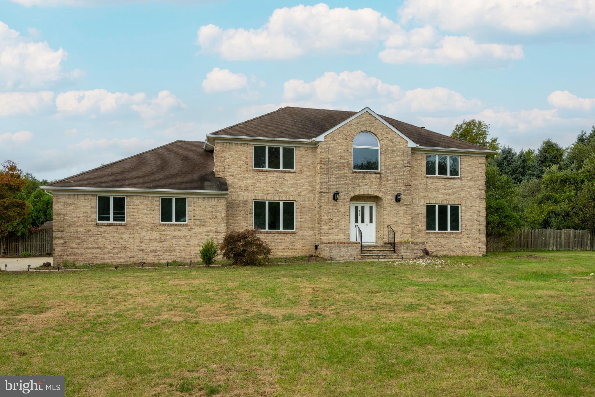 11 REID LANE