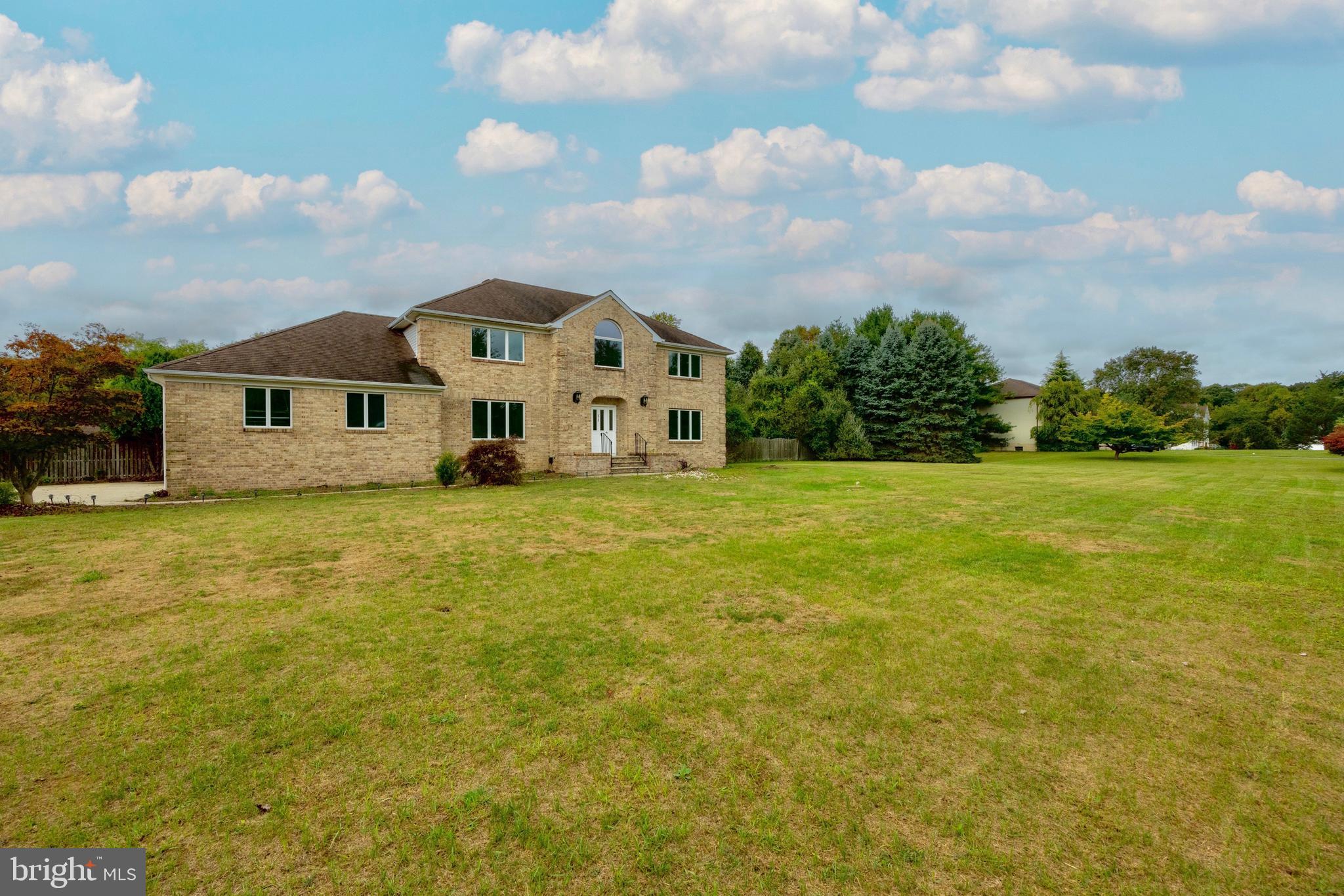 11 REID LANE