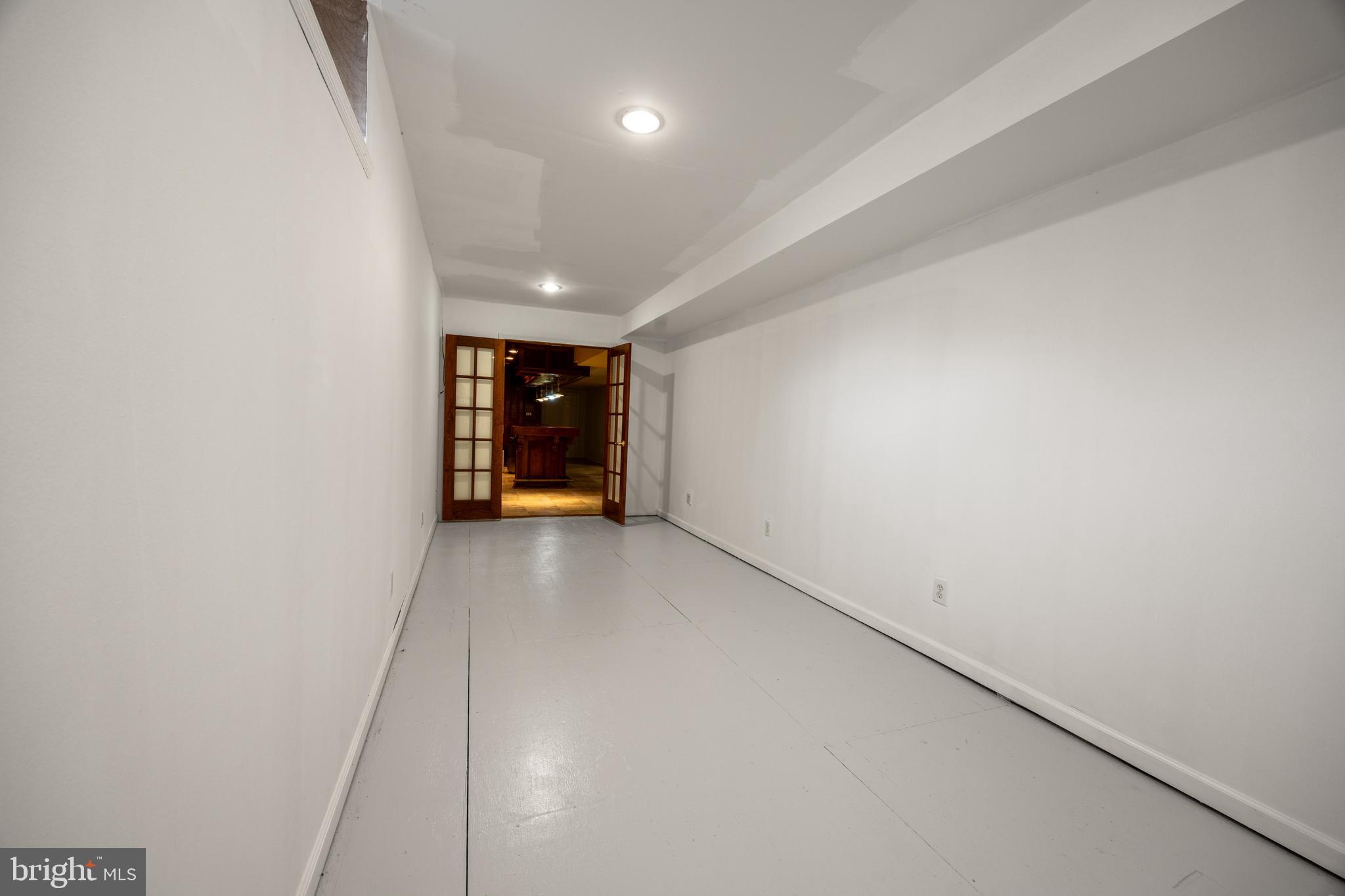 11 REID LANE