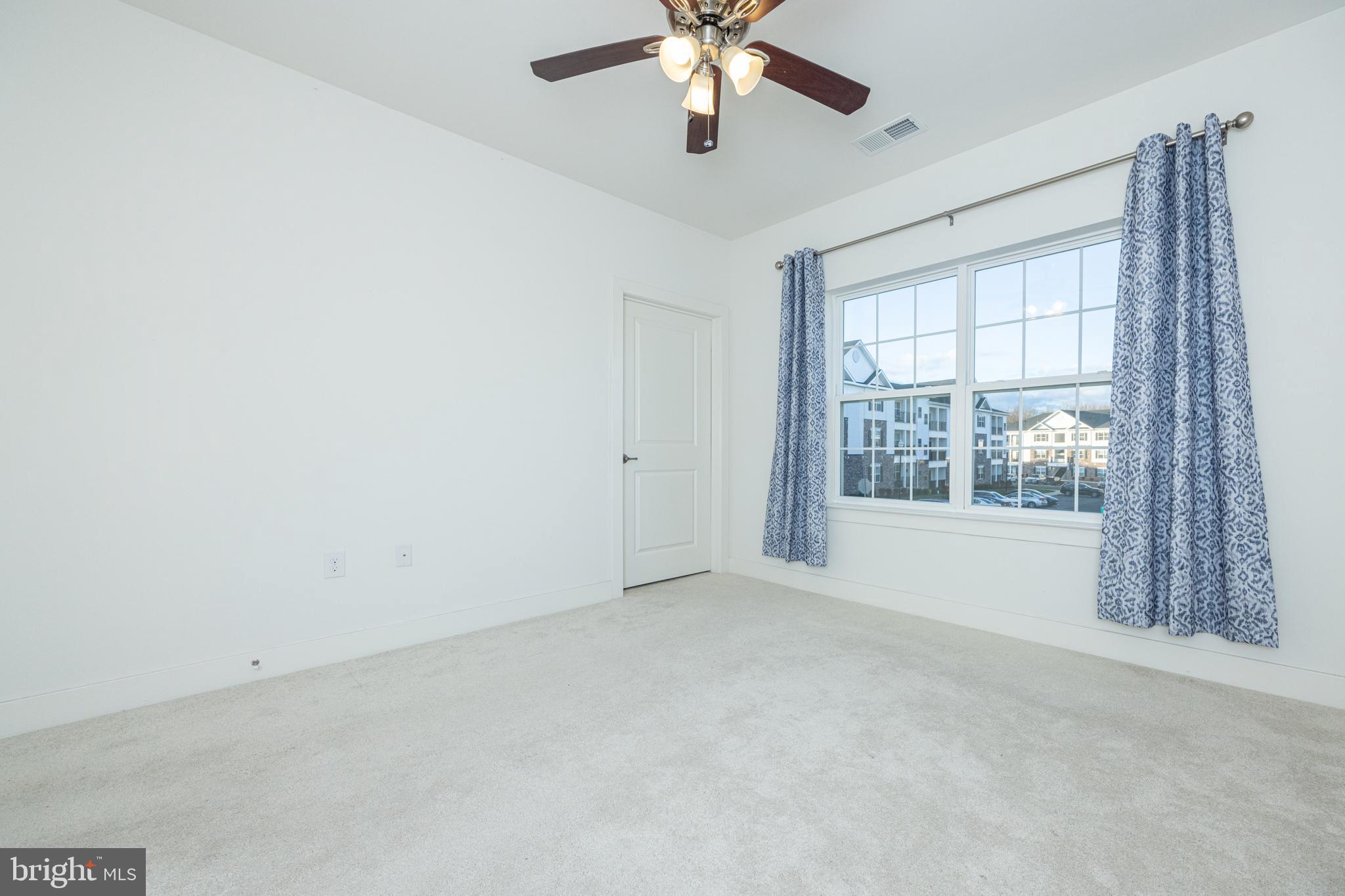 527 TAVERN ROAD