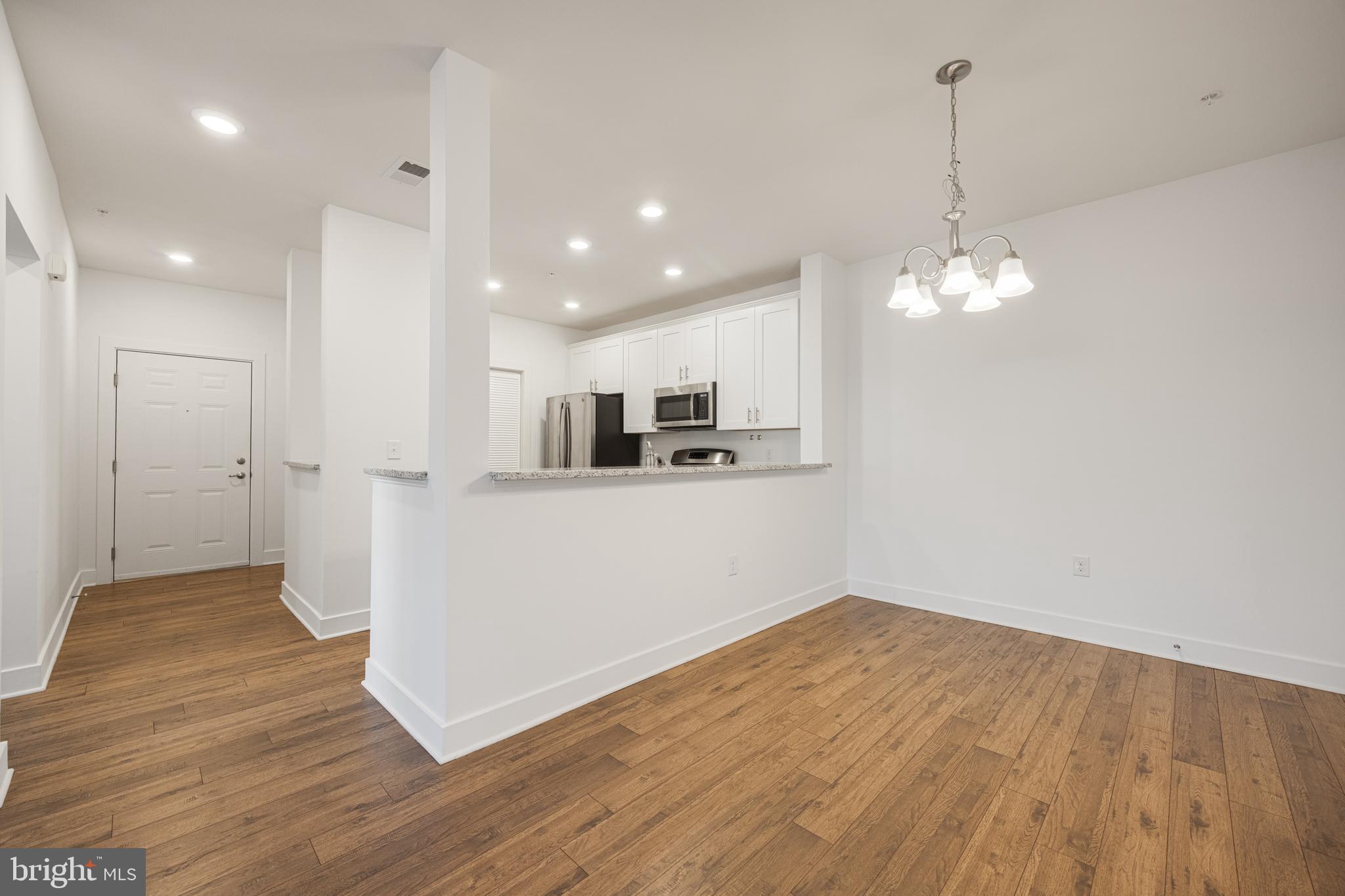 527 TAVERN ROAD