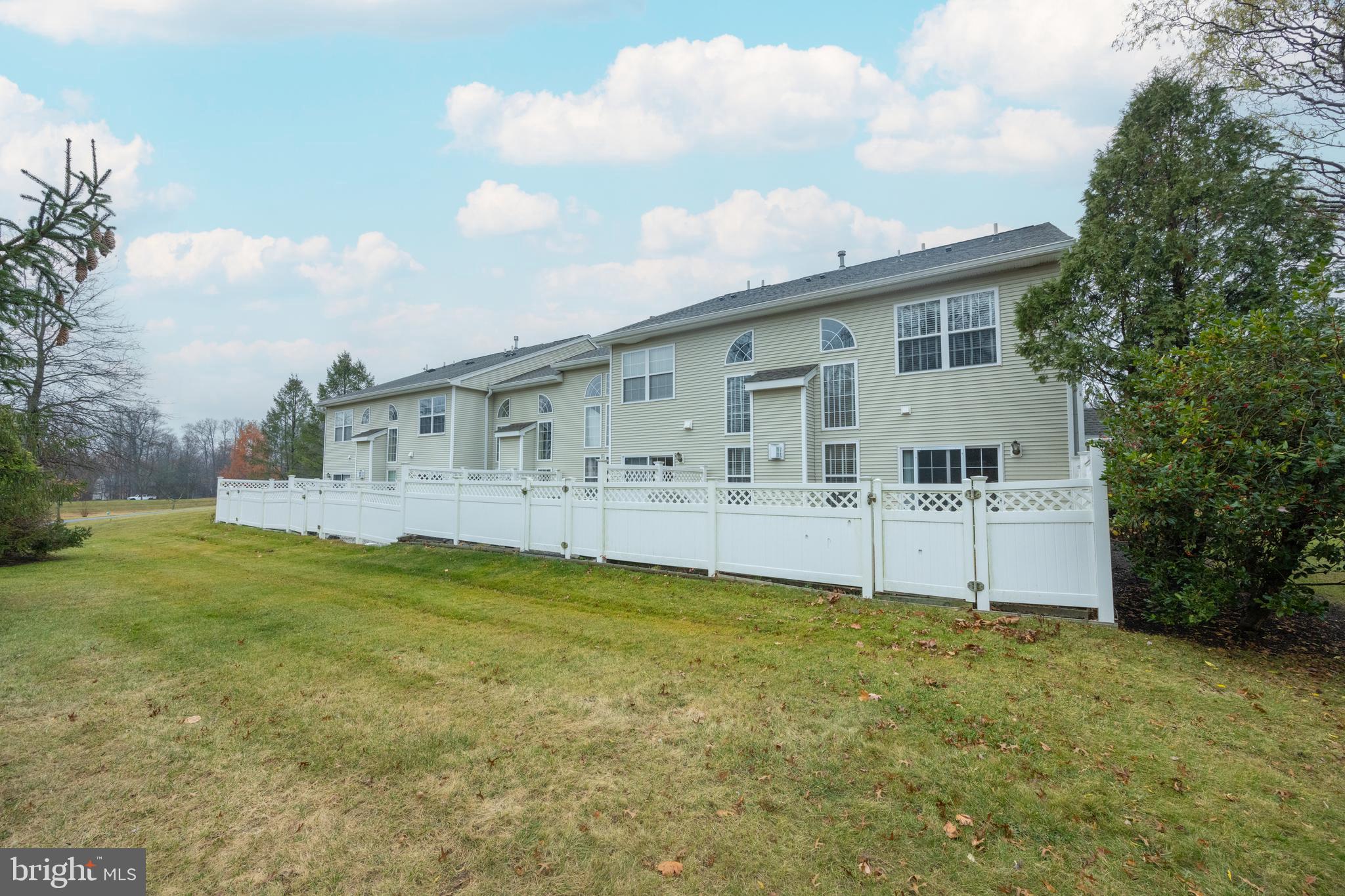 204 PARK KNOLL