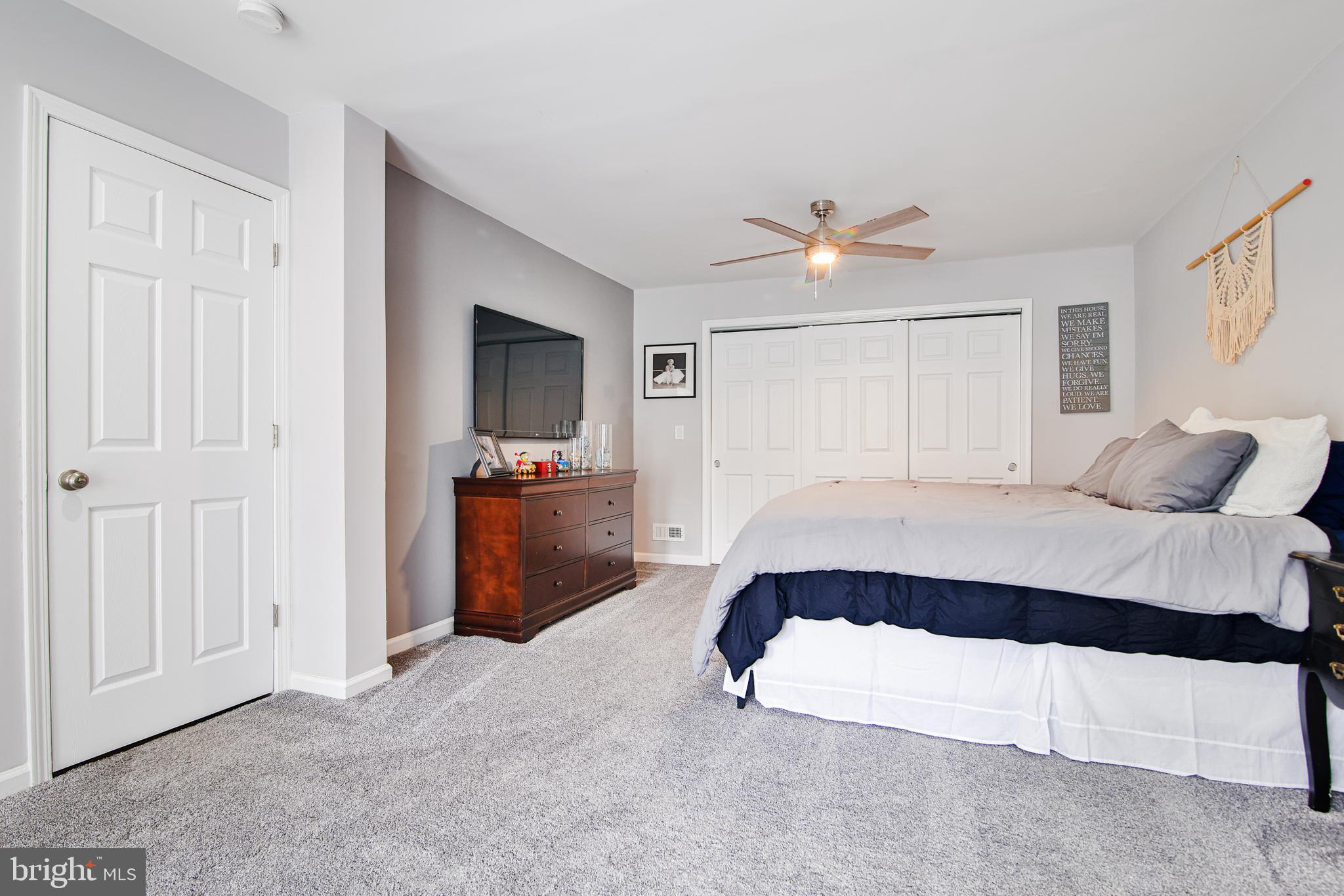 2121 RIDGEWAY ROAD