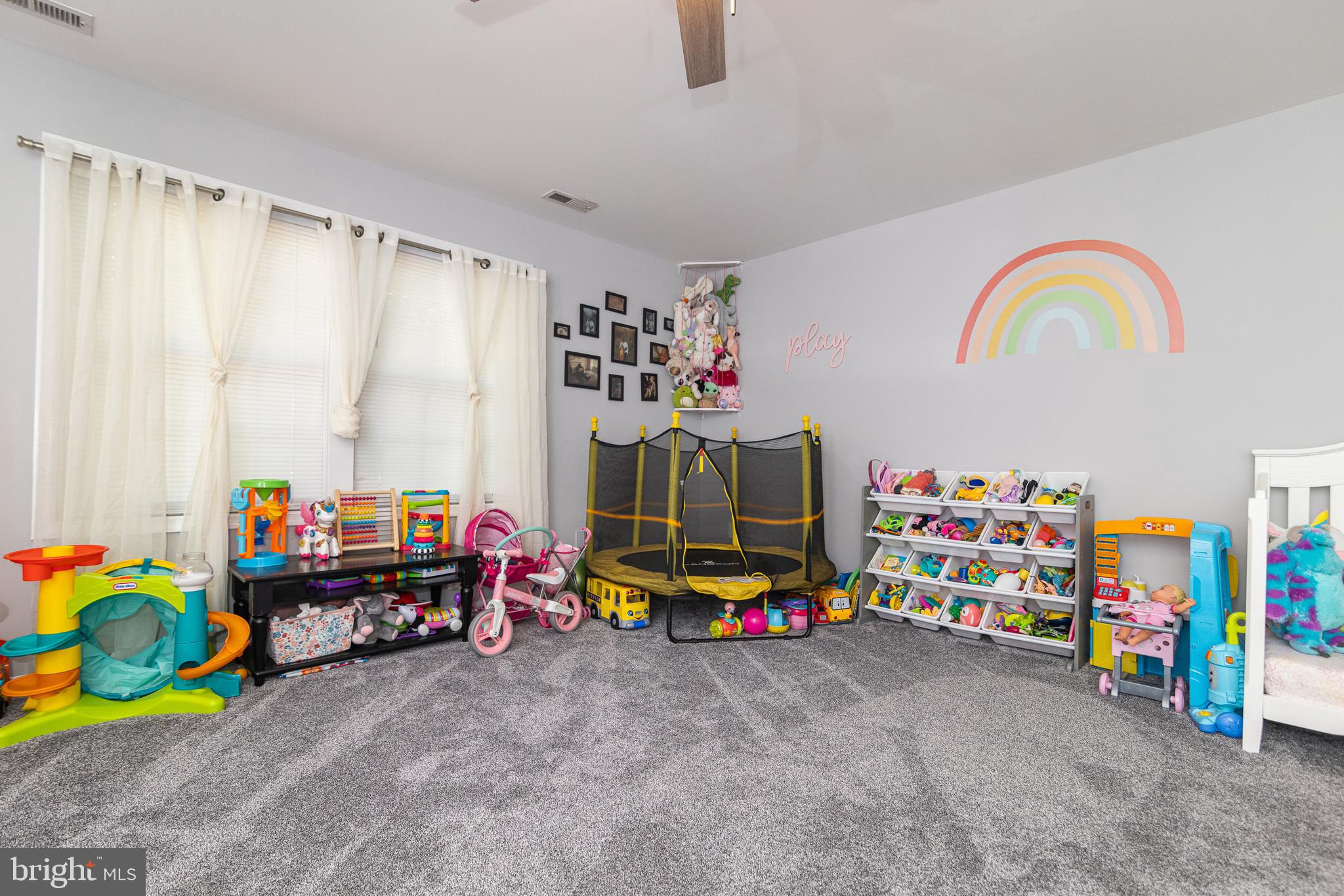 2121 RIDGEWAY ROAD