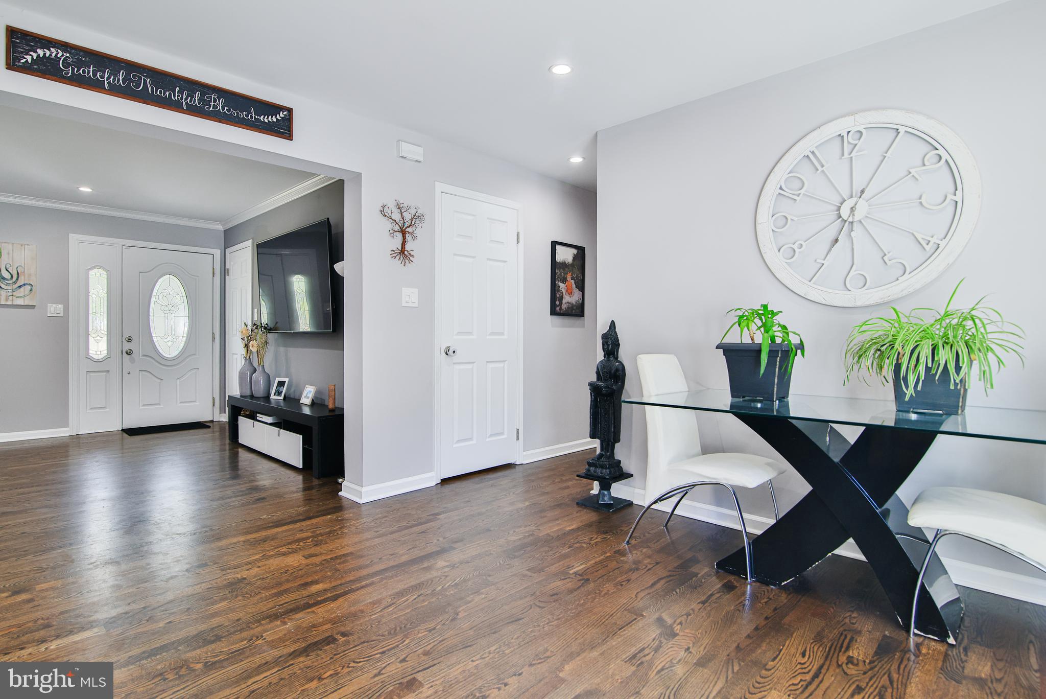 2121 RIDGEWAY ROAD