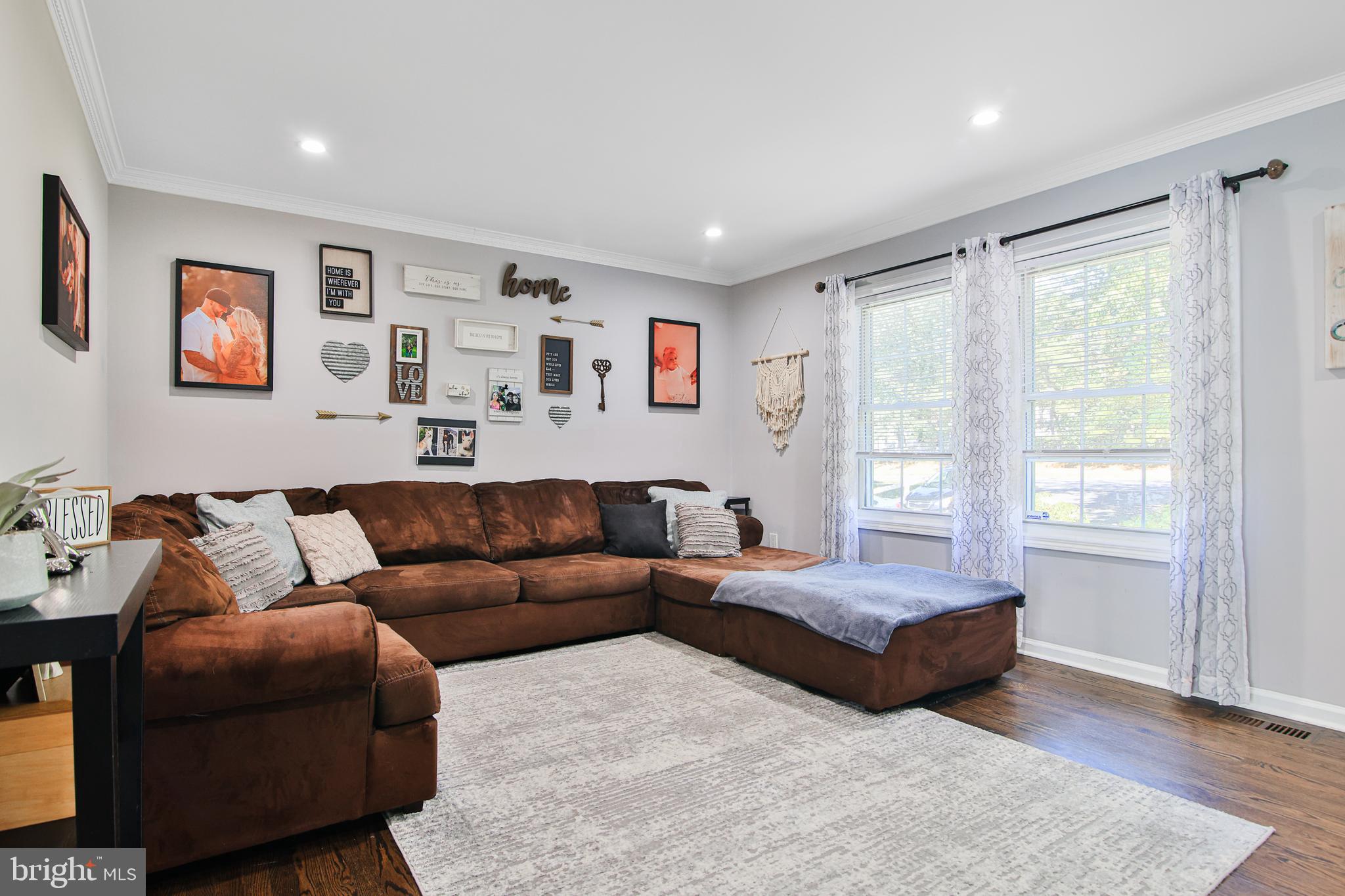 2121 RIDGEWAY ROAD