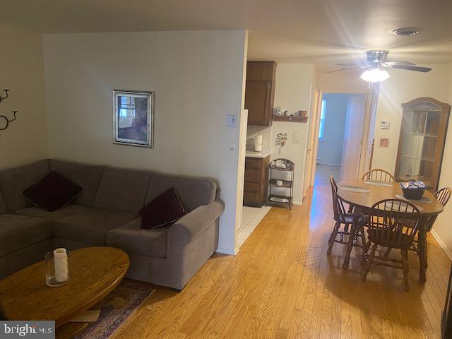 52 EDINBURGH LANE B