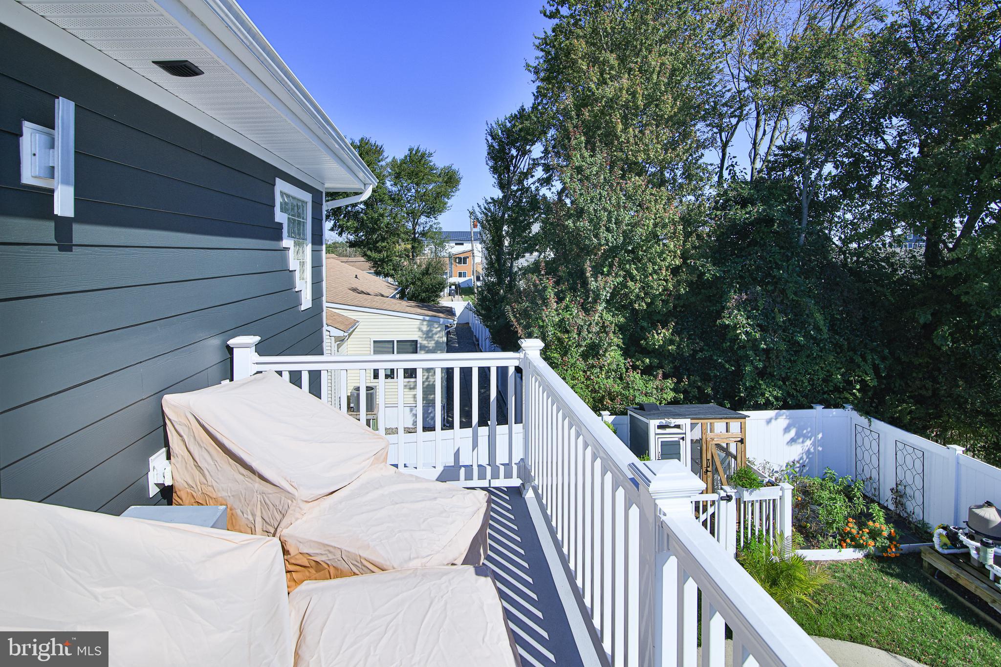 73 15TH STREET