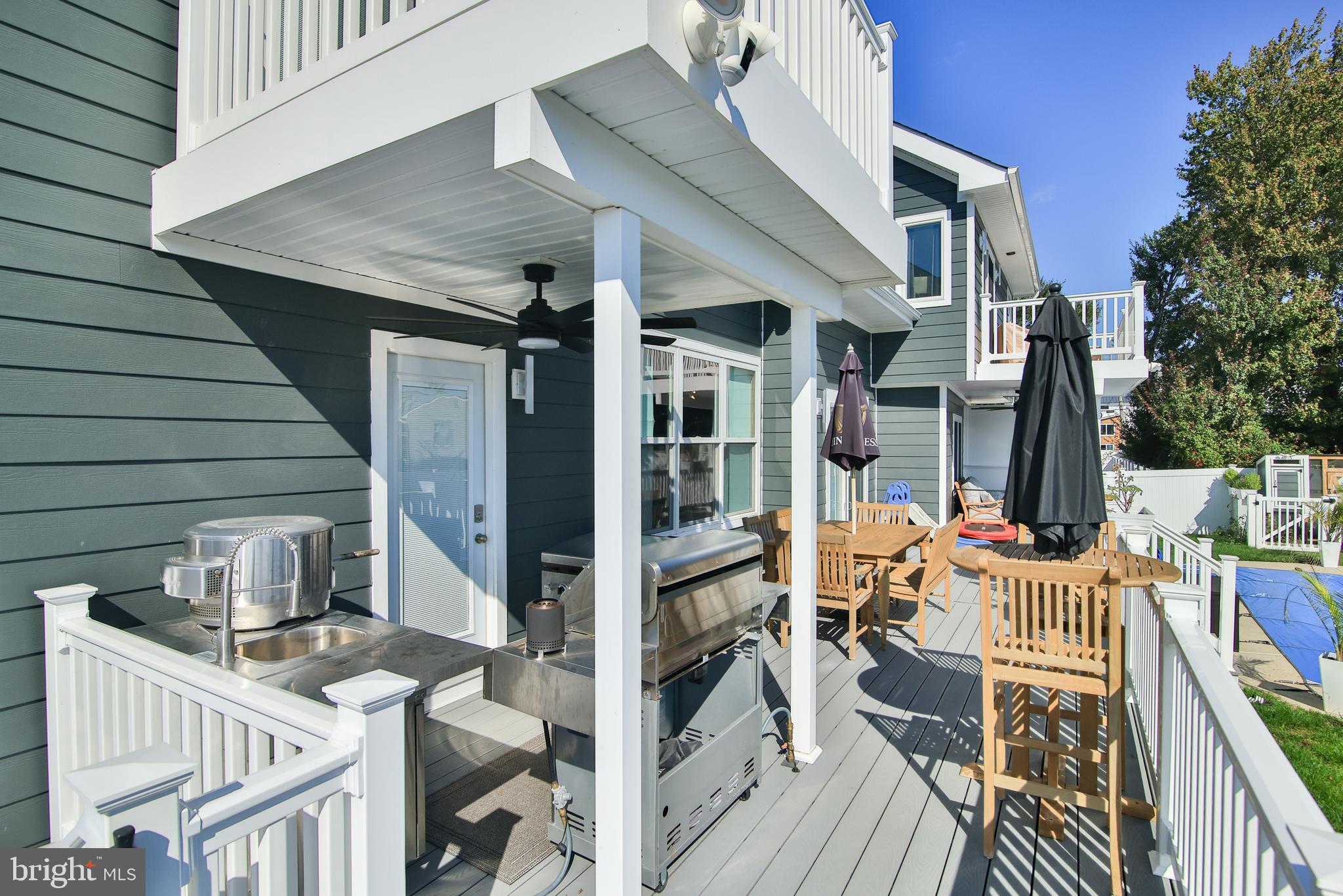 73 15TH STREET
