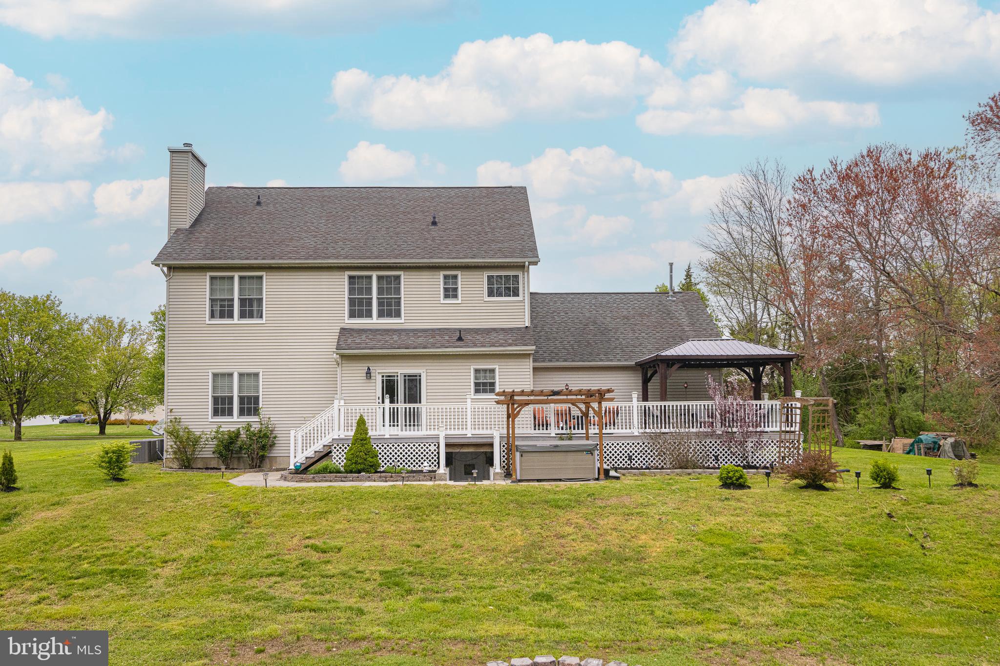 13 JANSEN COURT