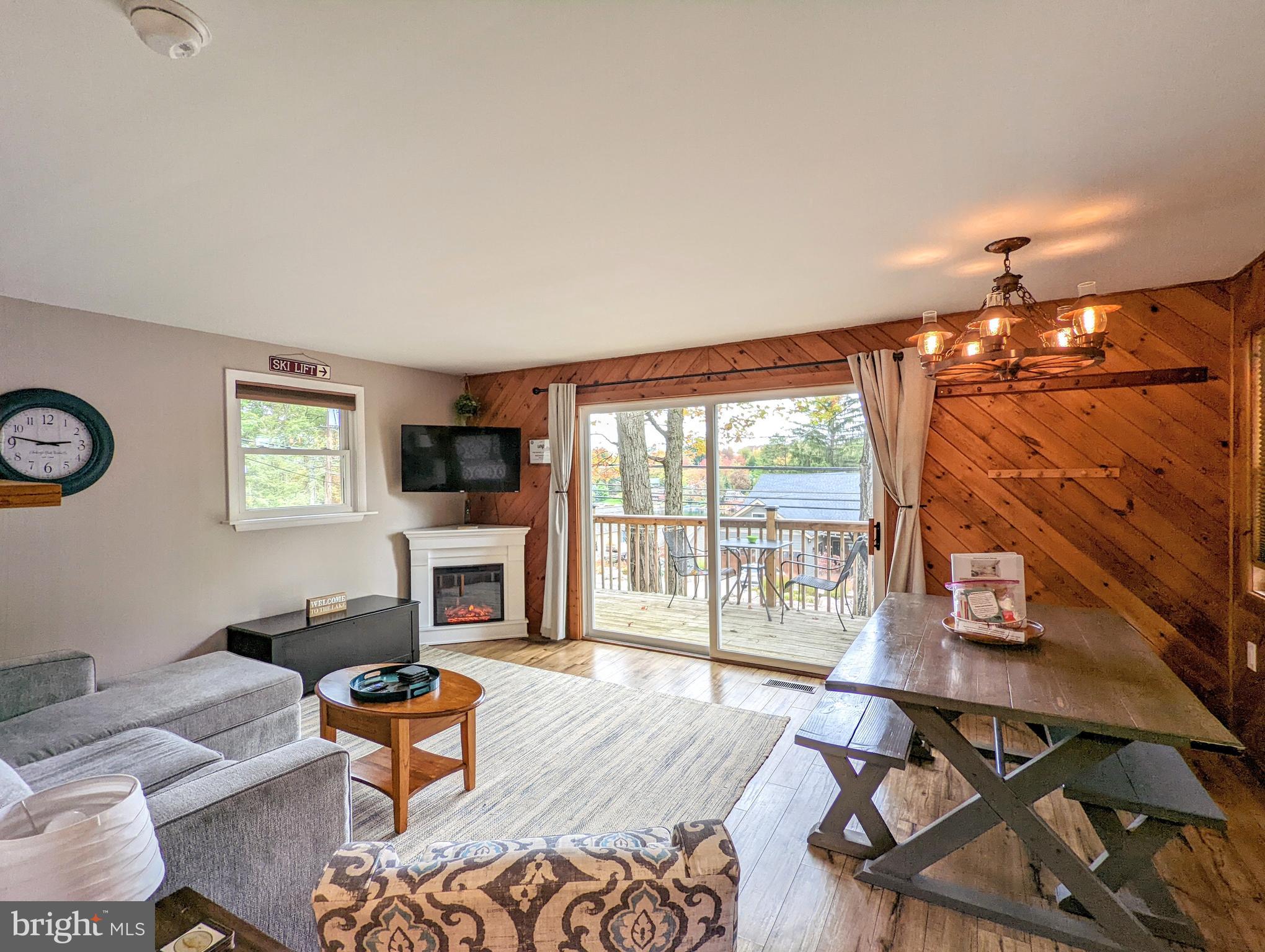 41 S LAKE DRIVE