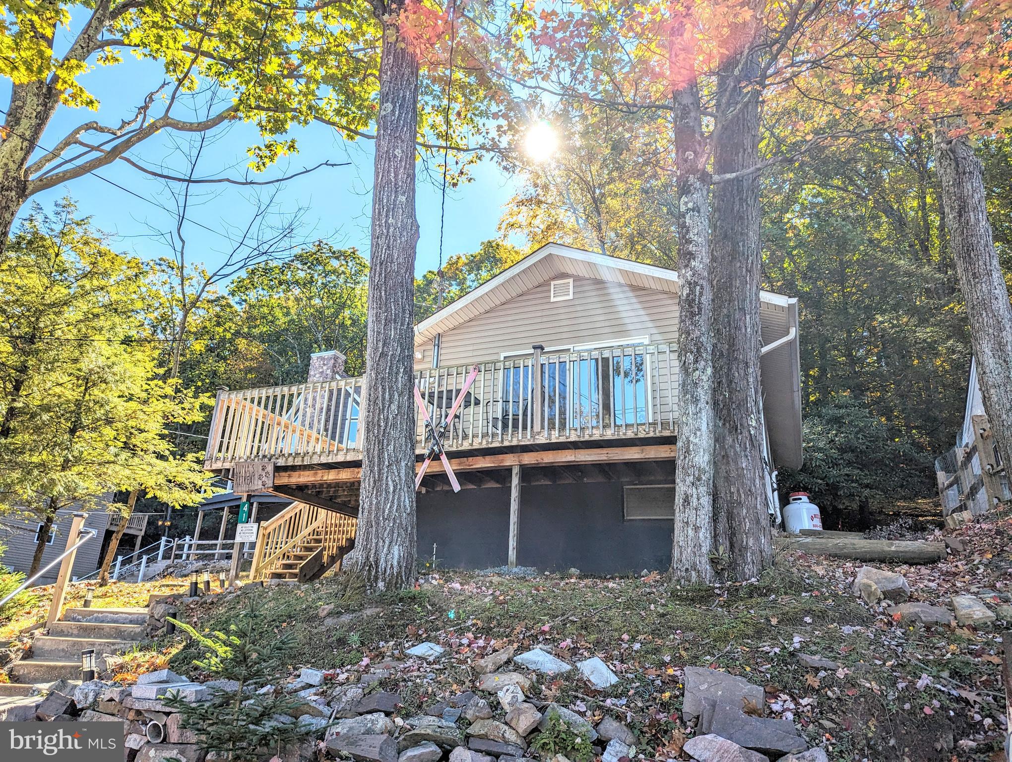 41 S LAKE DRIVE