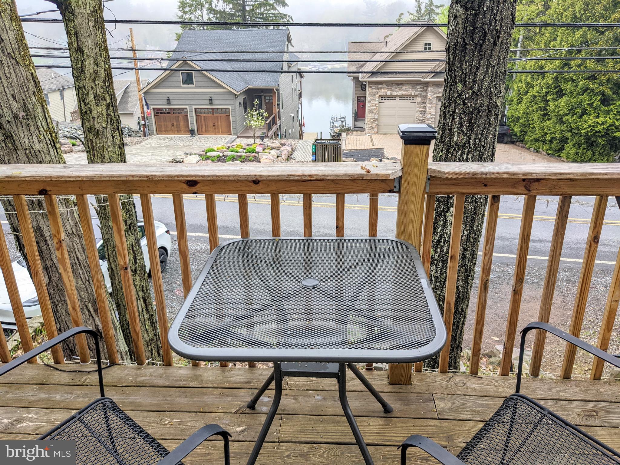 41 S LAKE DRIVE