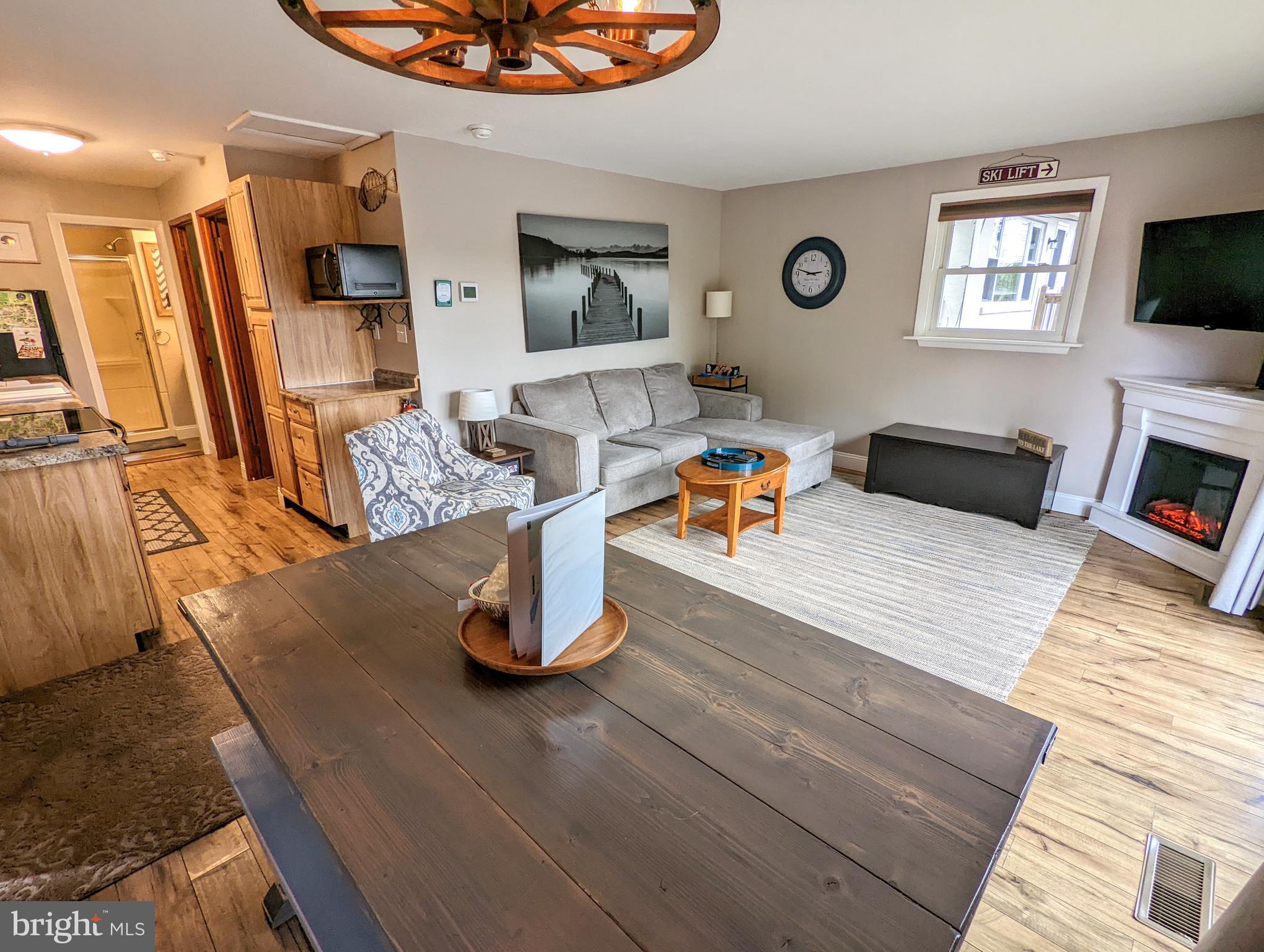 41 S LAKE DRIVE