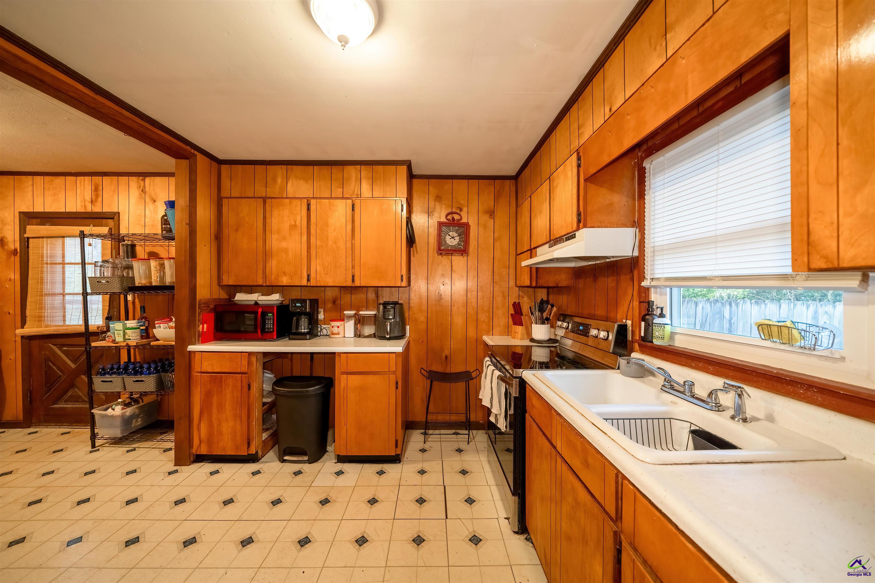 1725 Sewell Circle