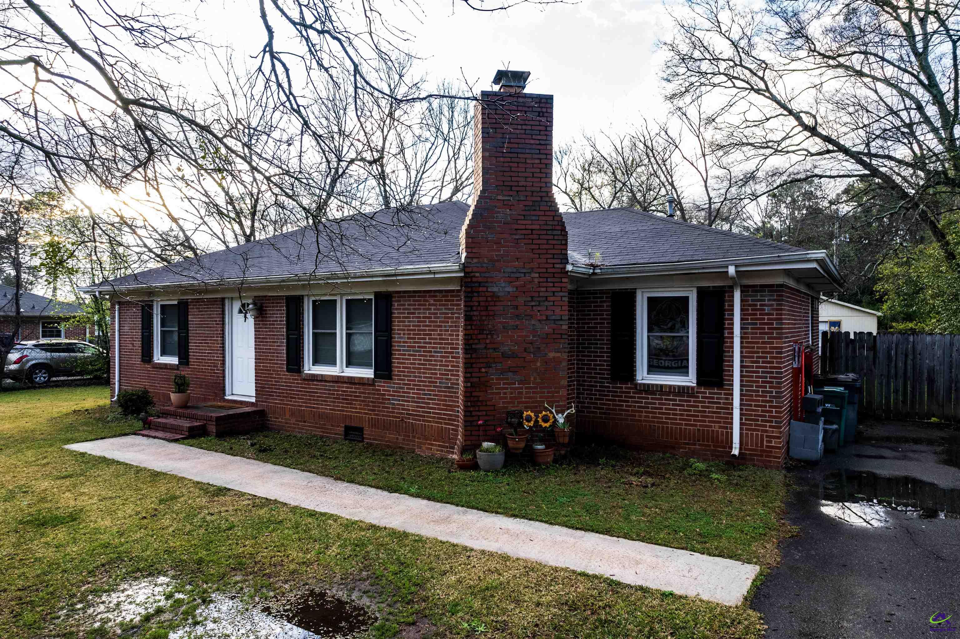 1725 Sewell Circle
