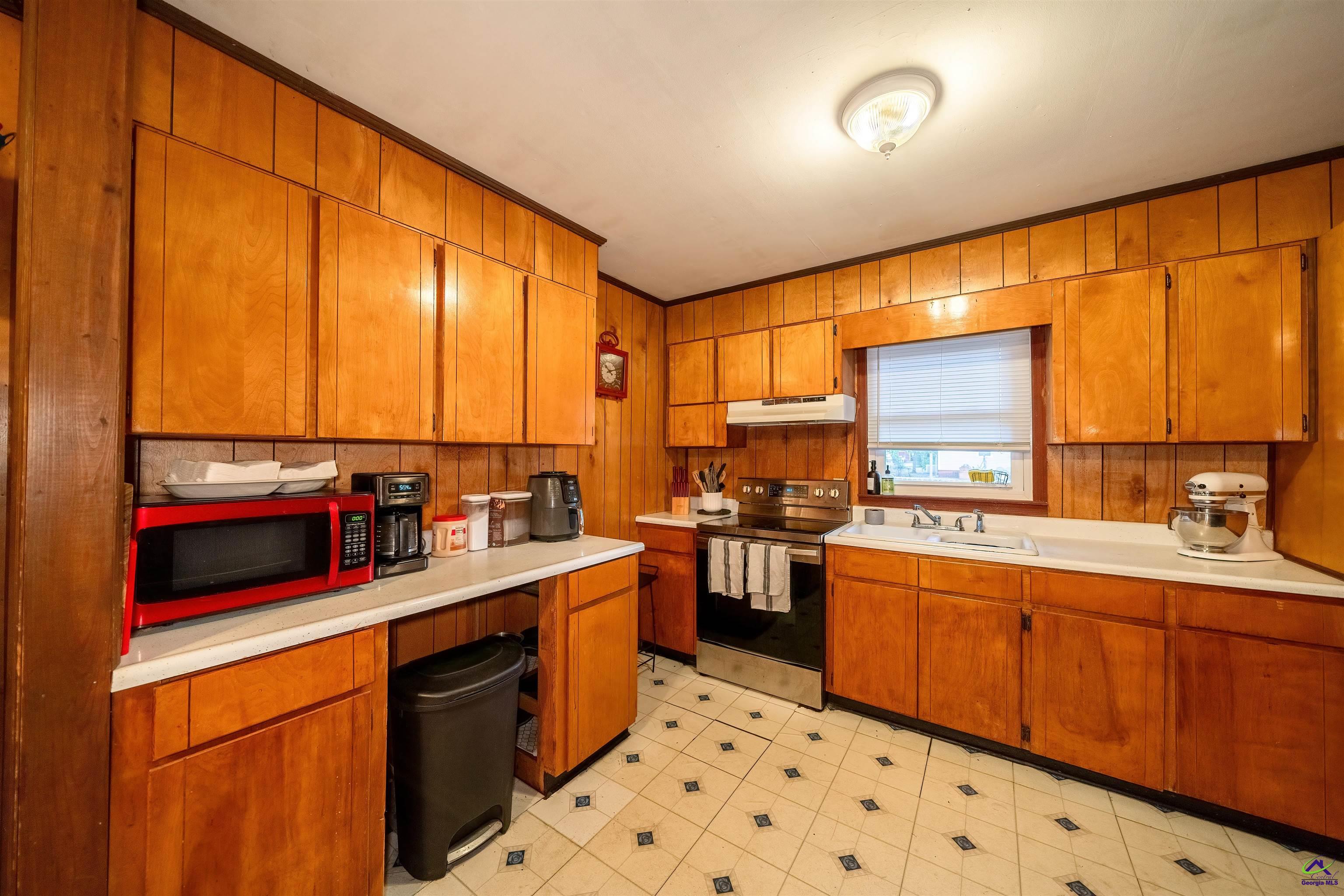 1725 Sewell Circle