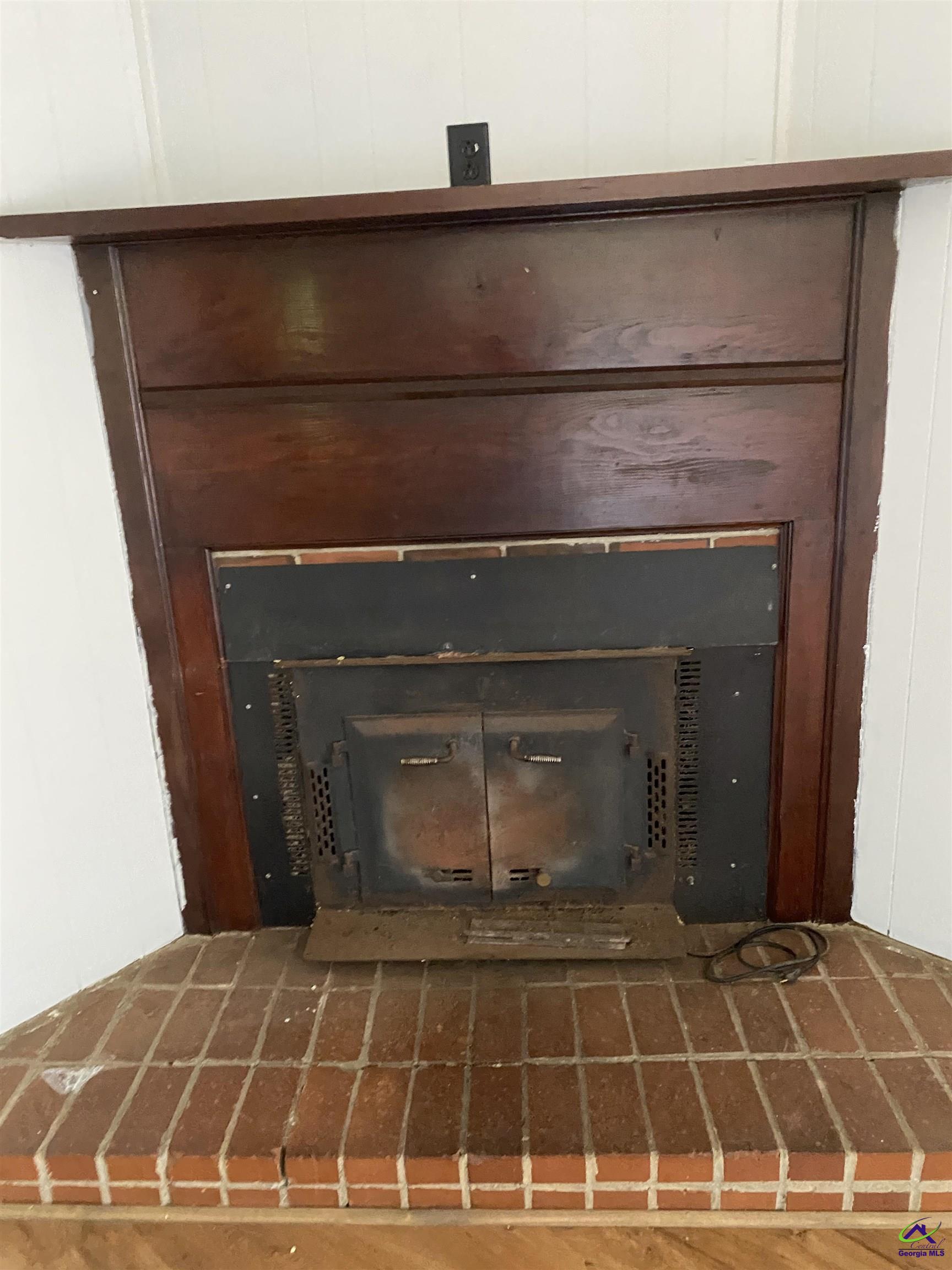 1725 Sewell Circle