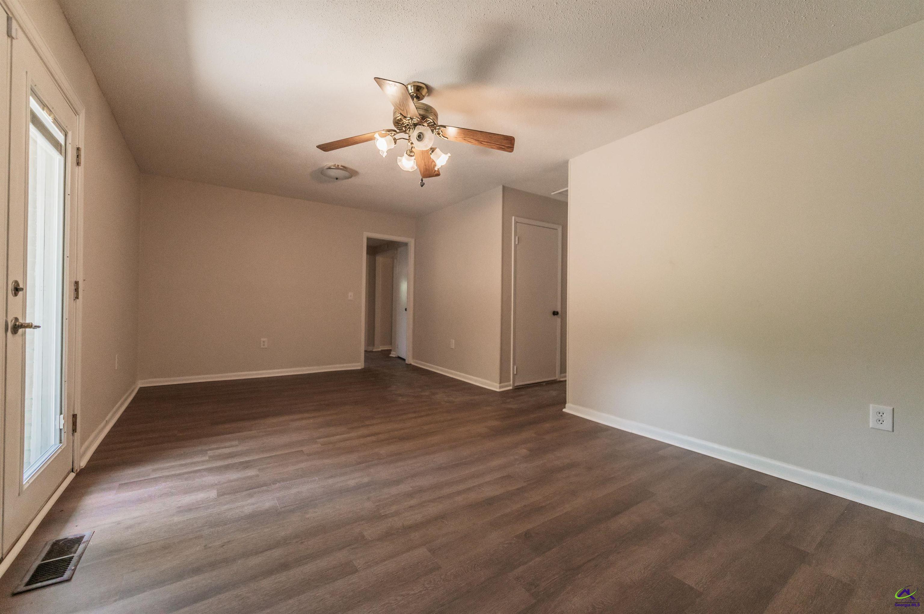 211 Arrowhead Trail
