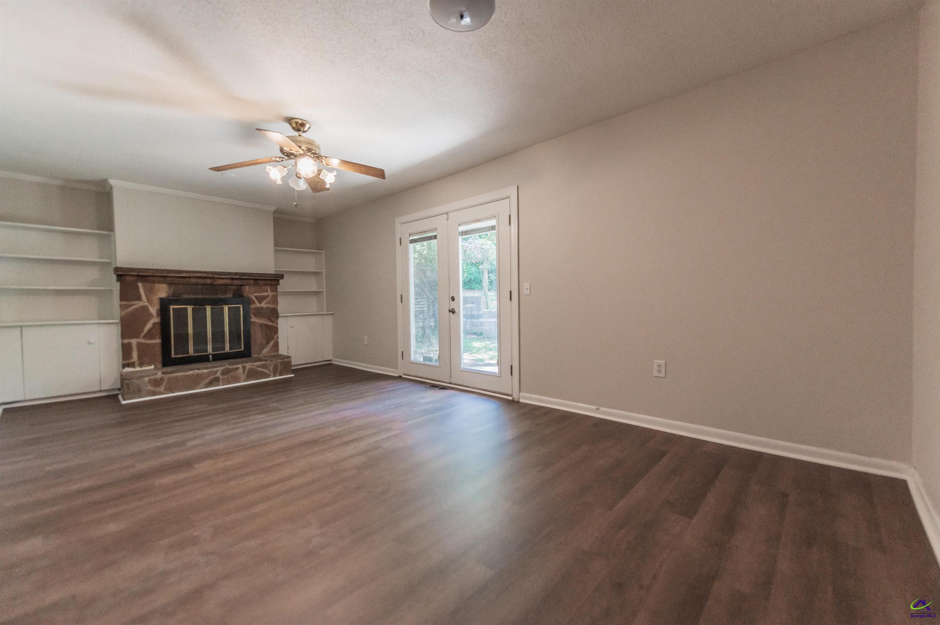 211 Arrowhead Trail