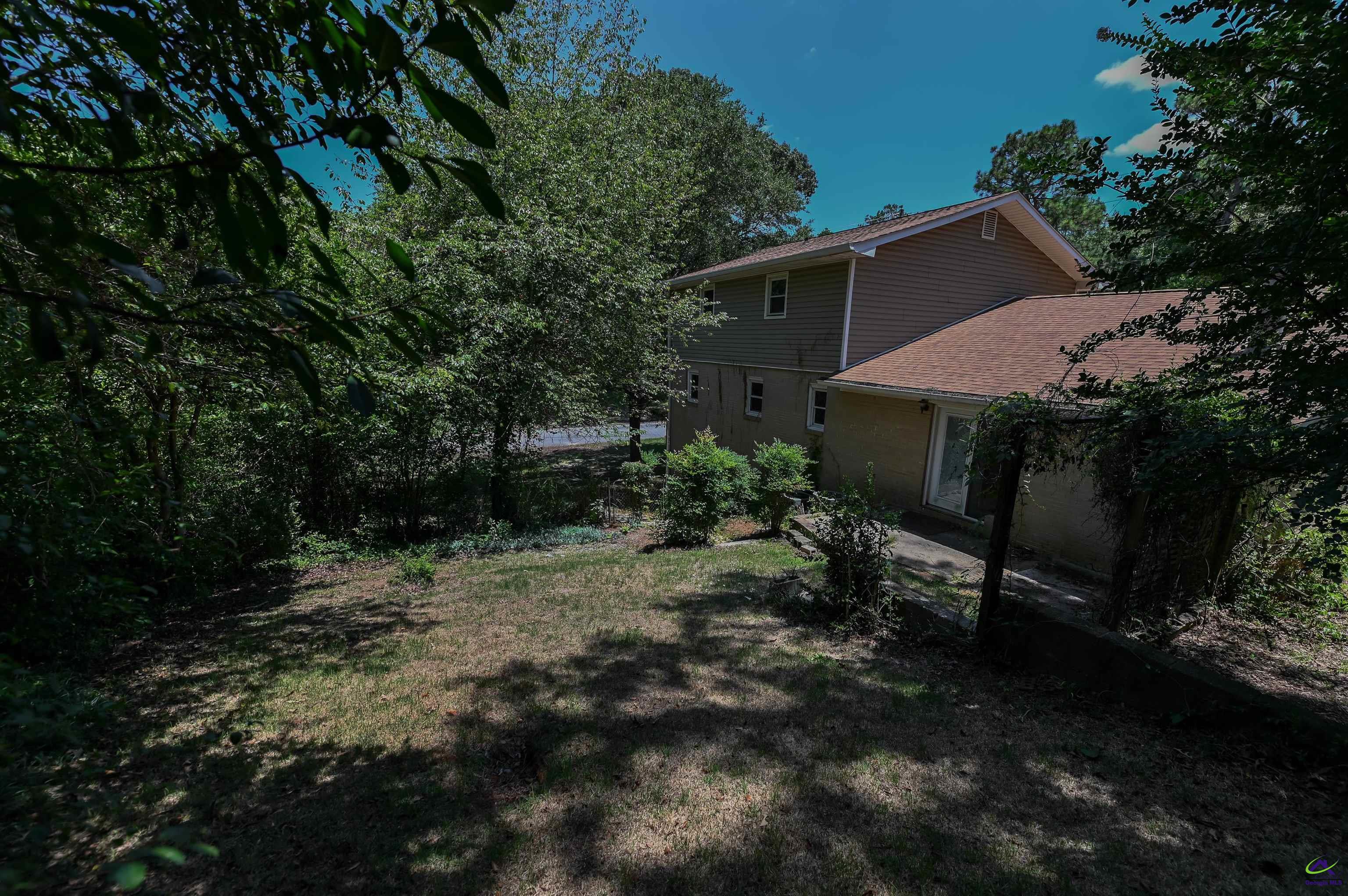 211 Arrowhead Trail