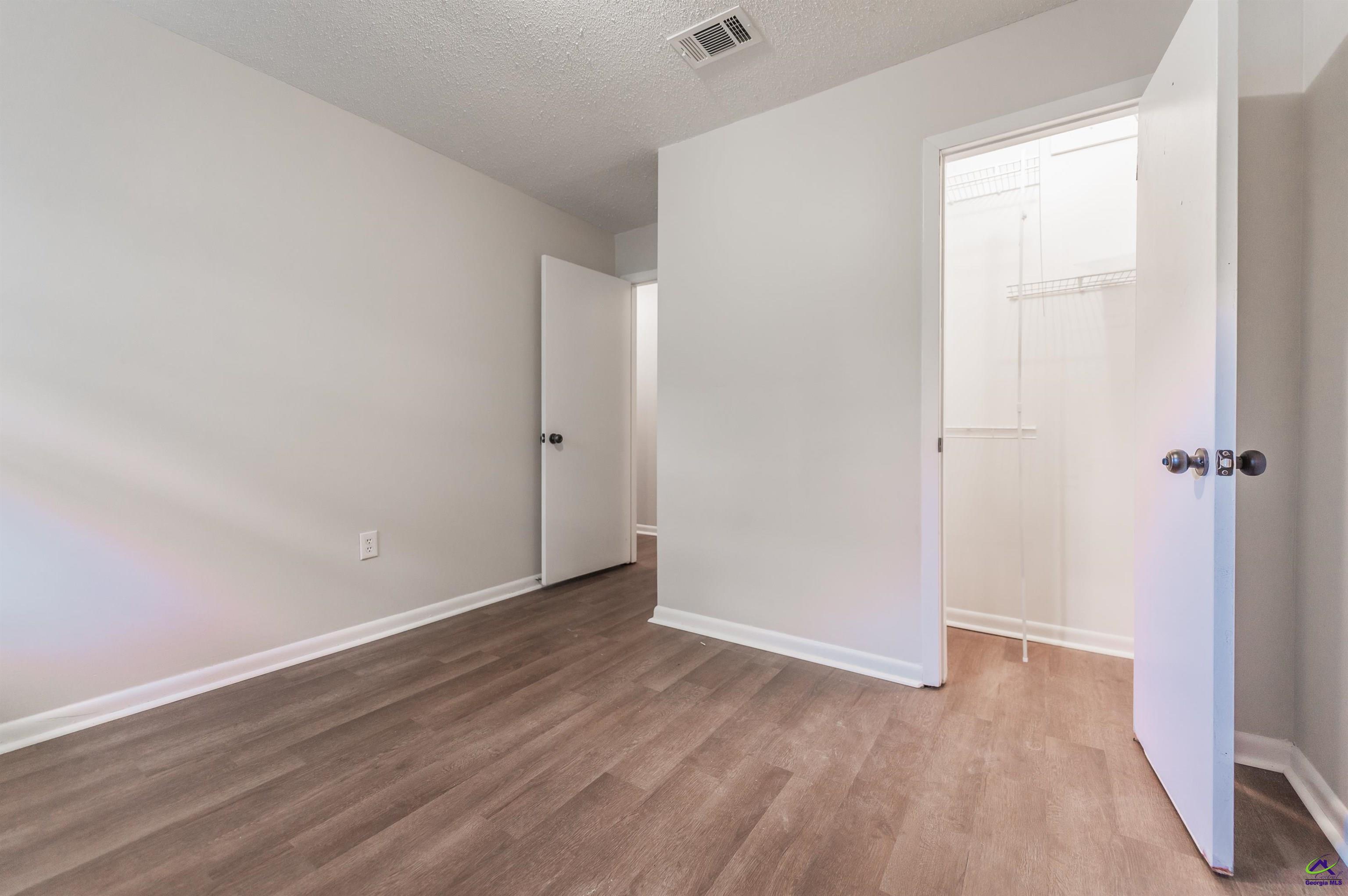211 Arrowhead Trail