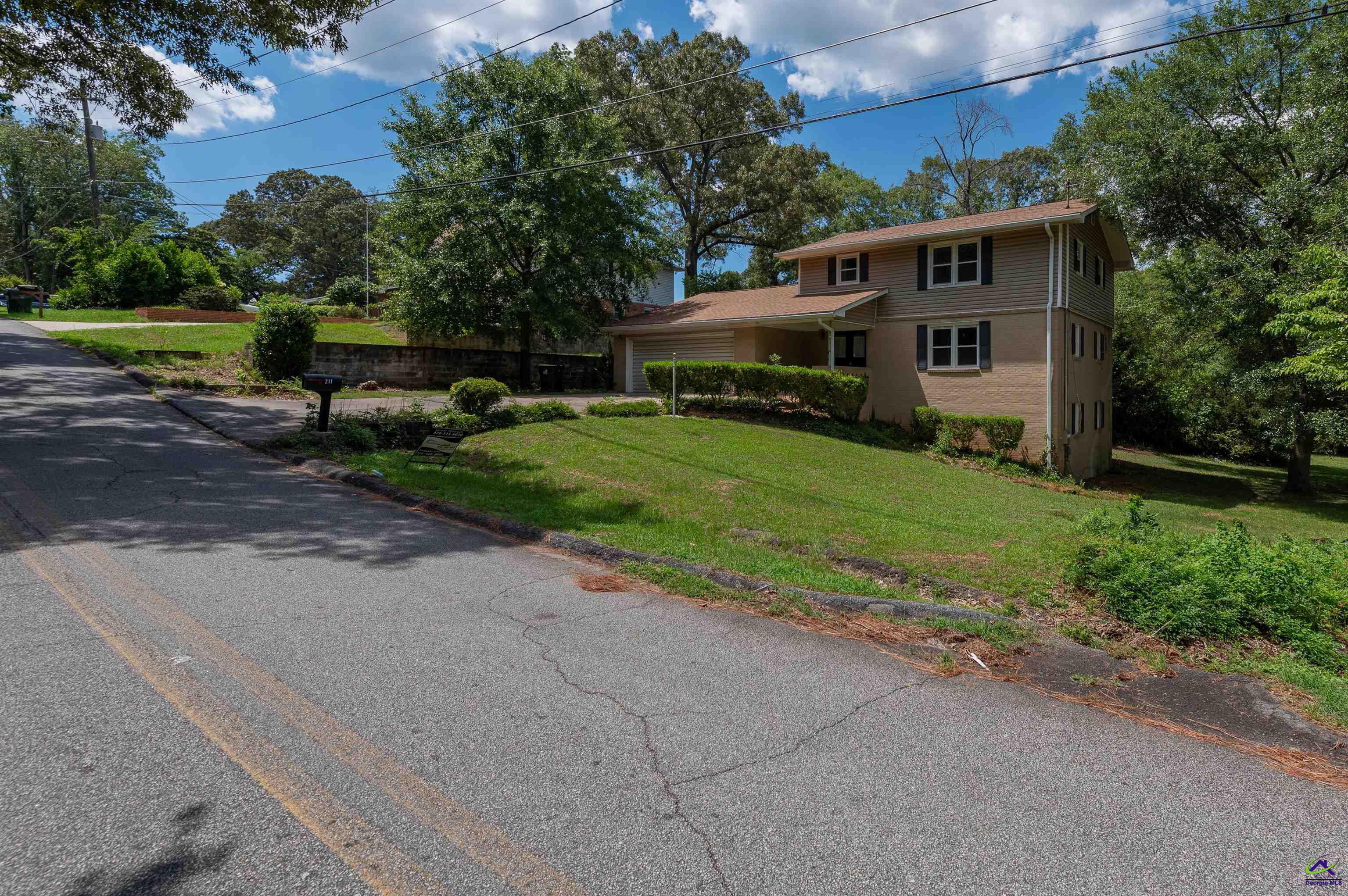 211 Arrowhead Trail