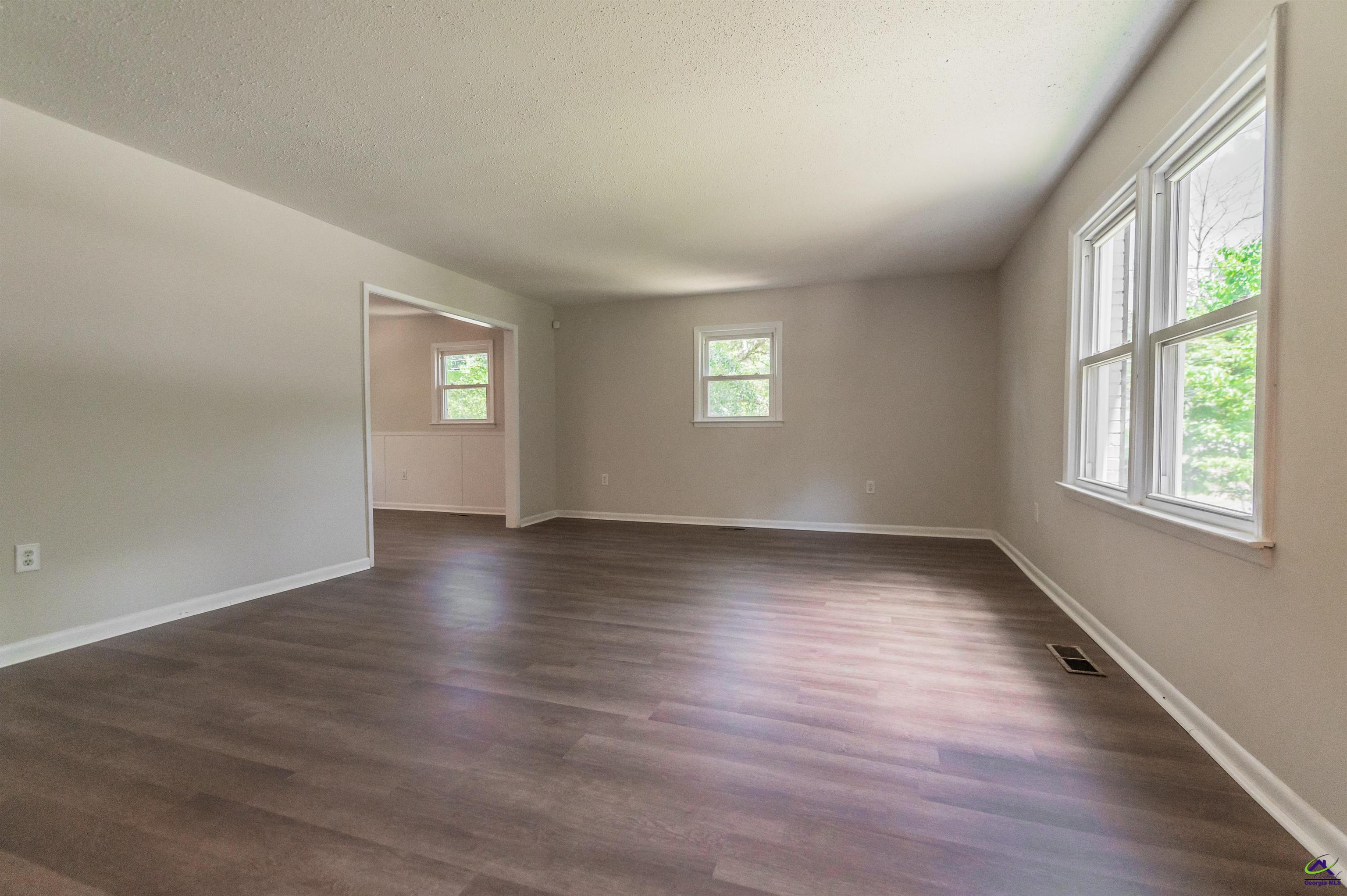211 Arrowhead Trail