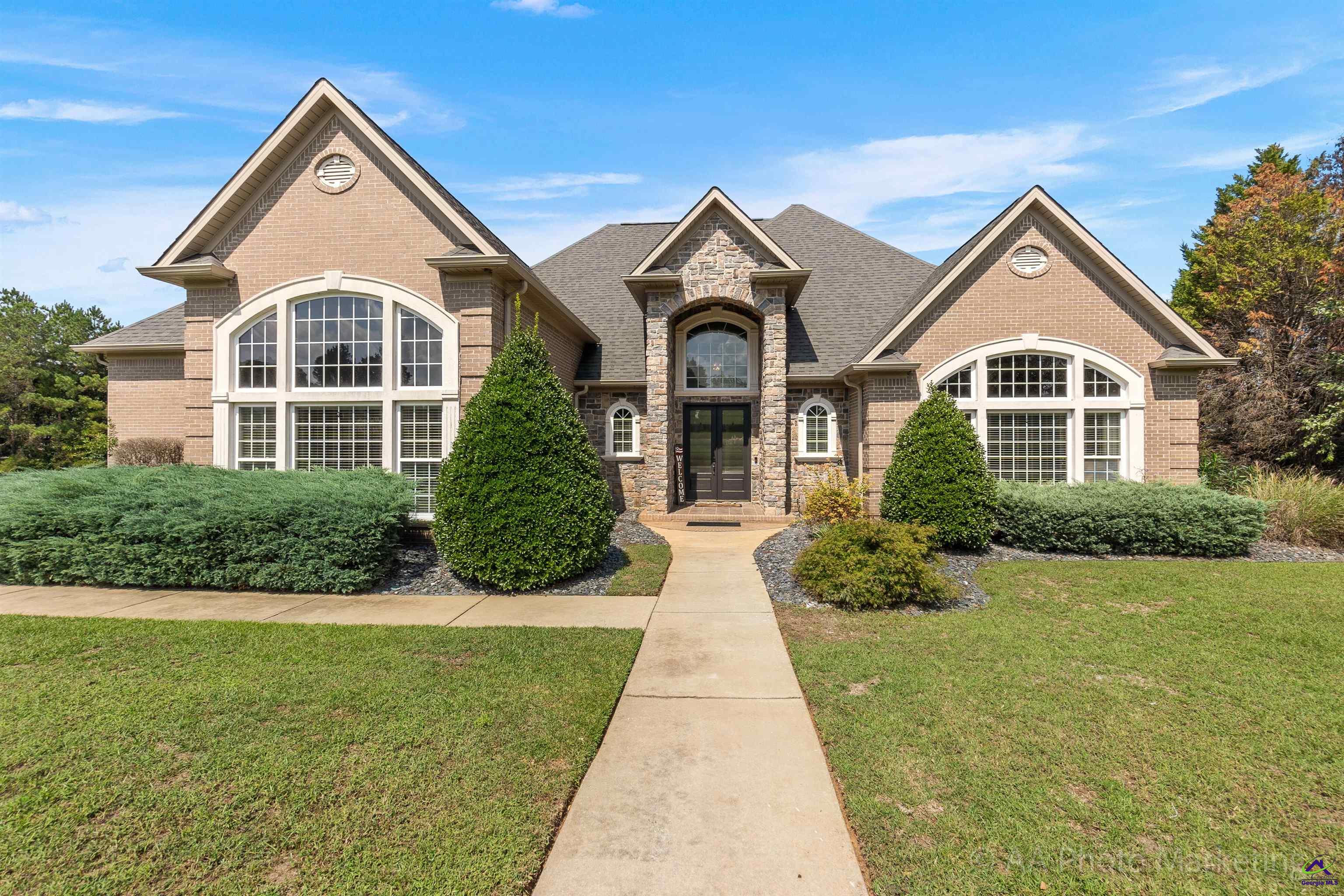 102 Country Court