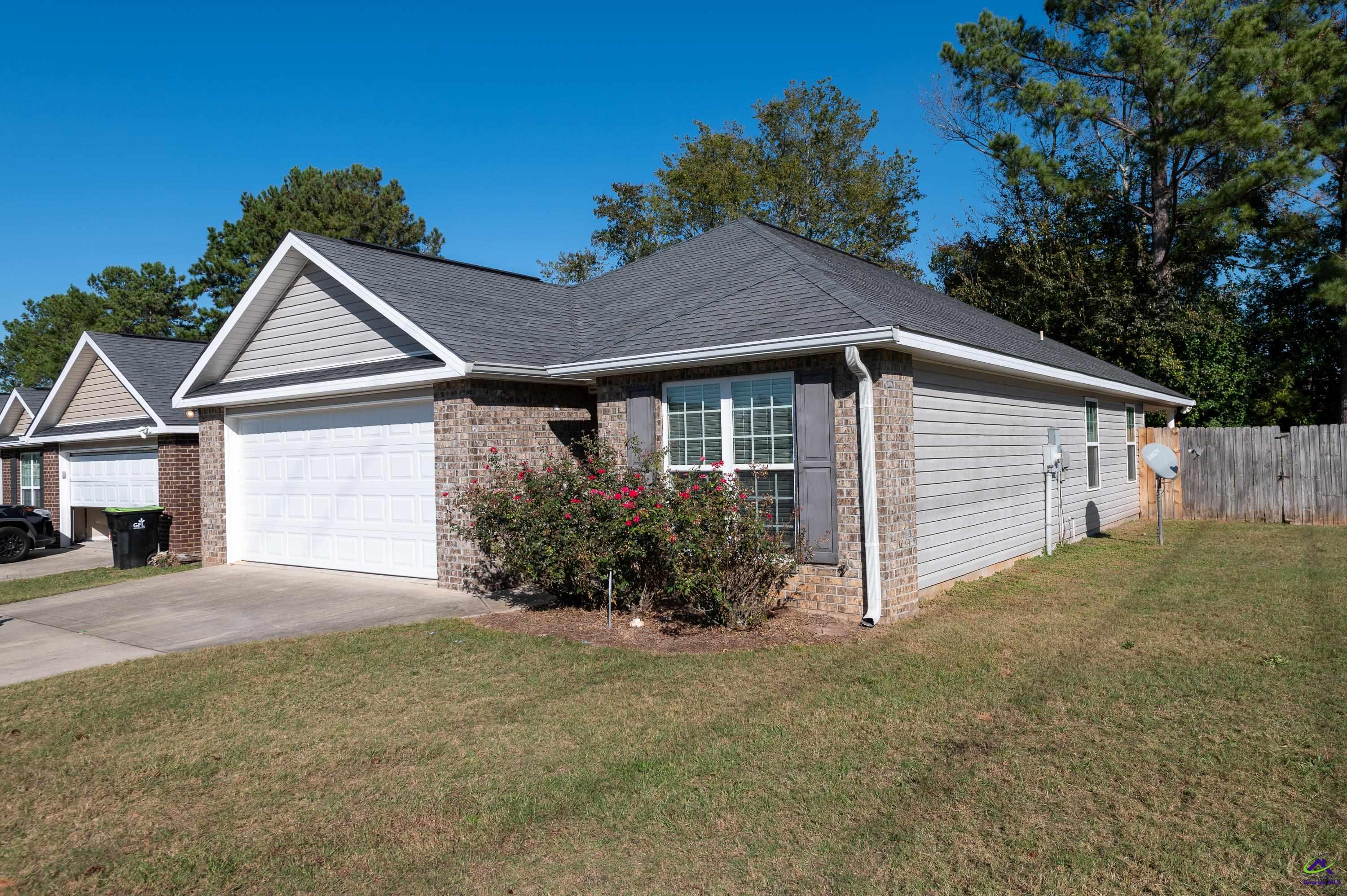 220 Station Way