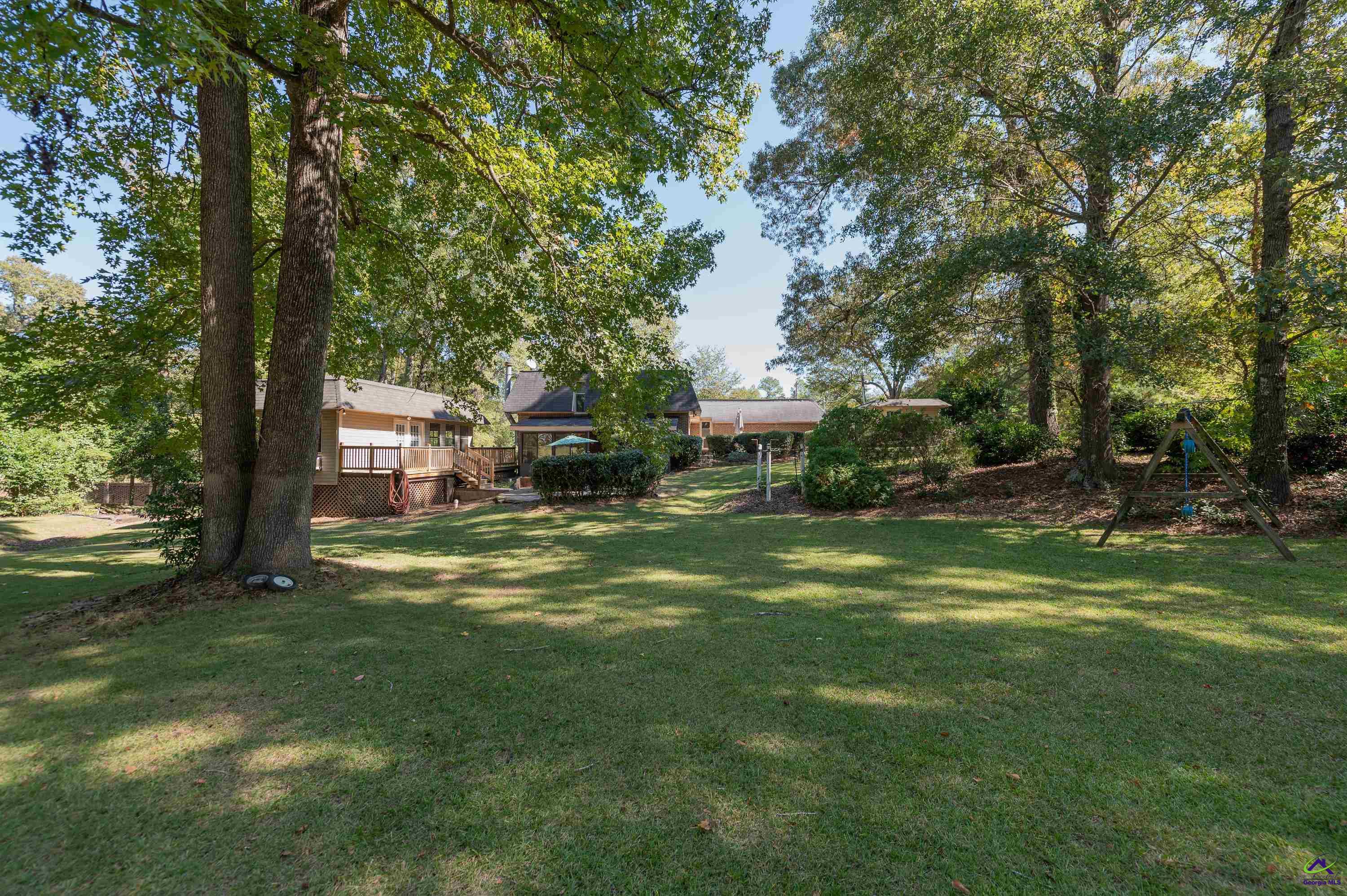 111 Echo Lane
