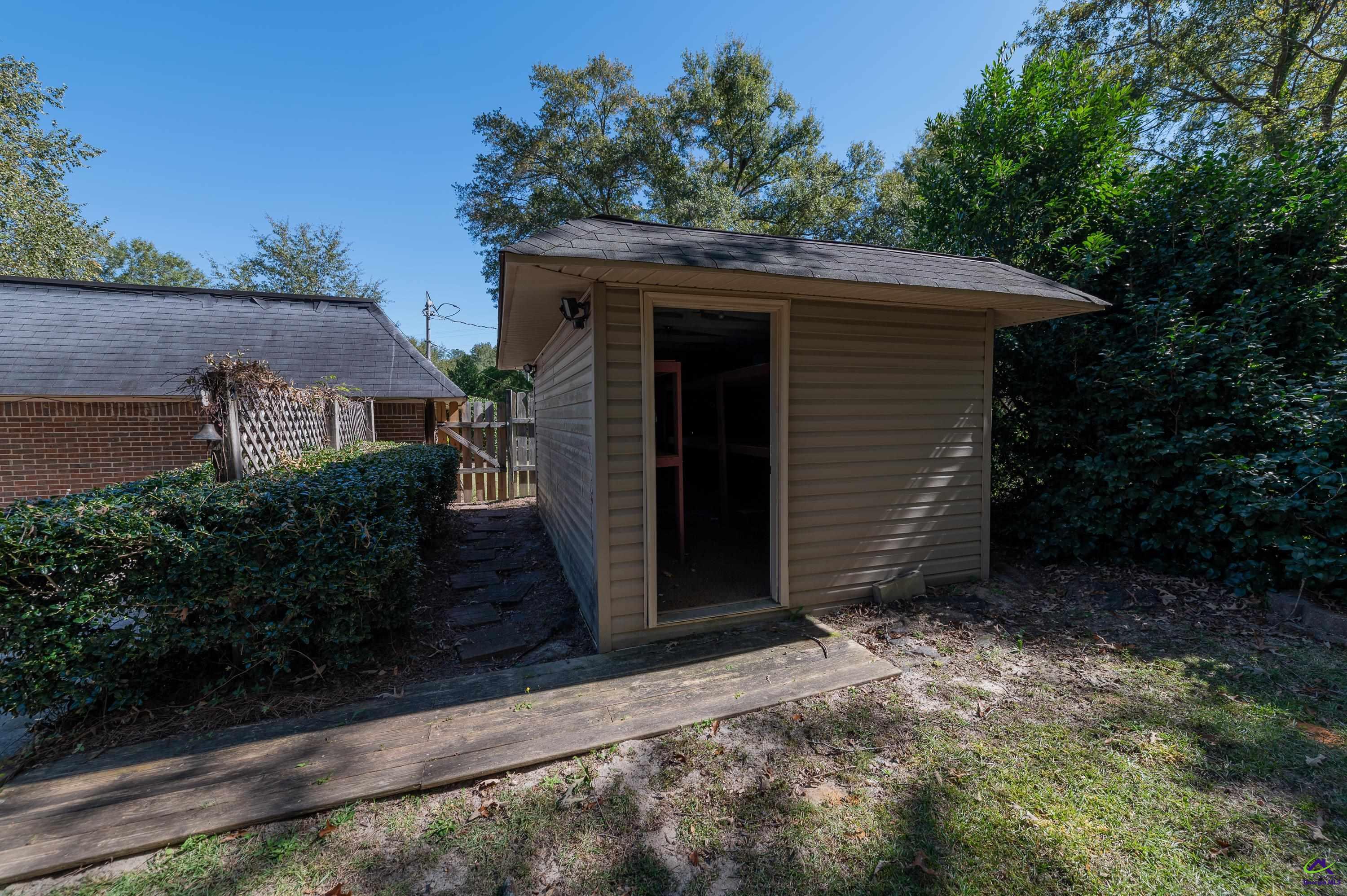 111 Echo Lane
