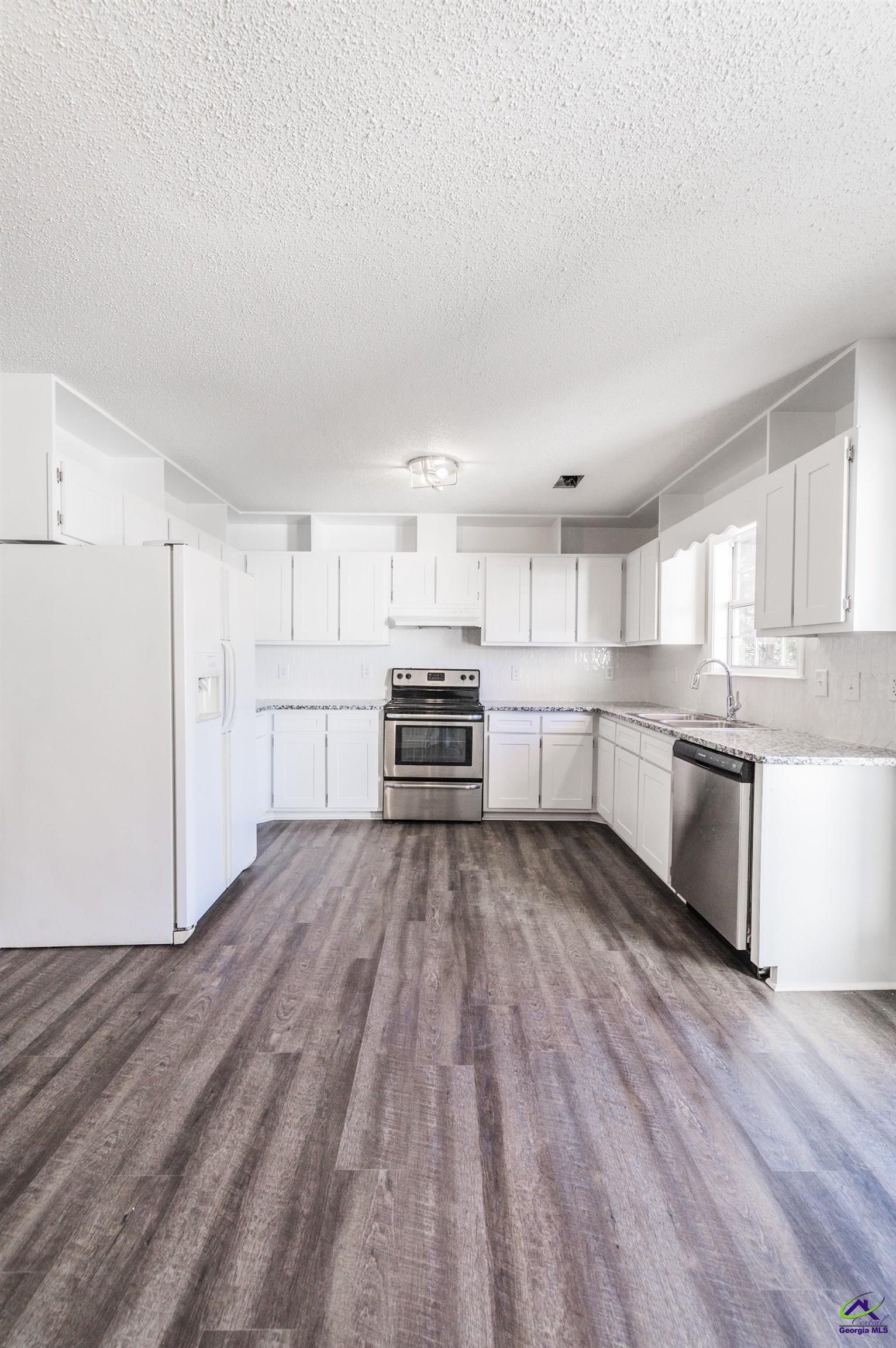 1103 Taylors Mill Road