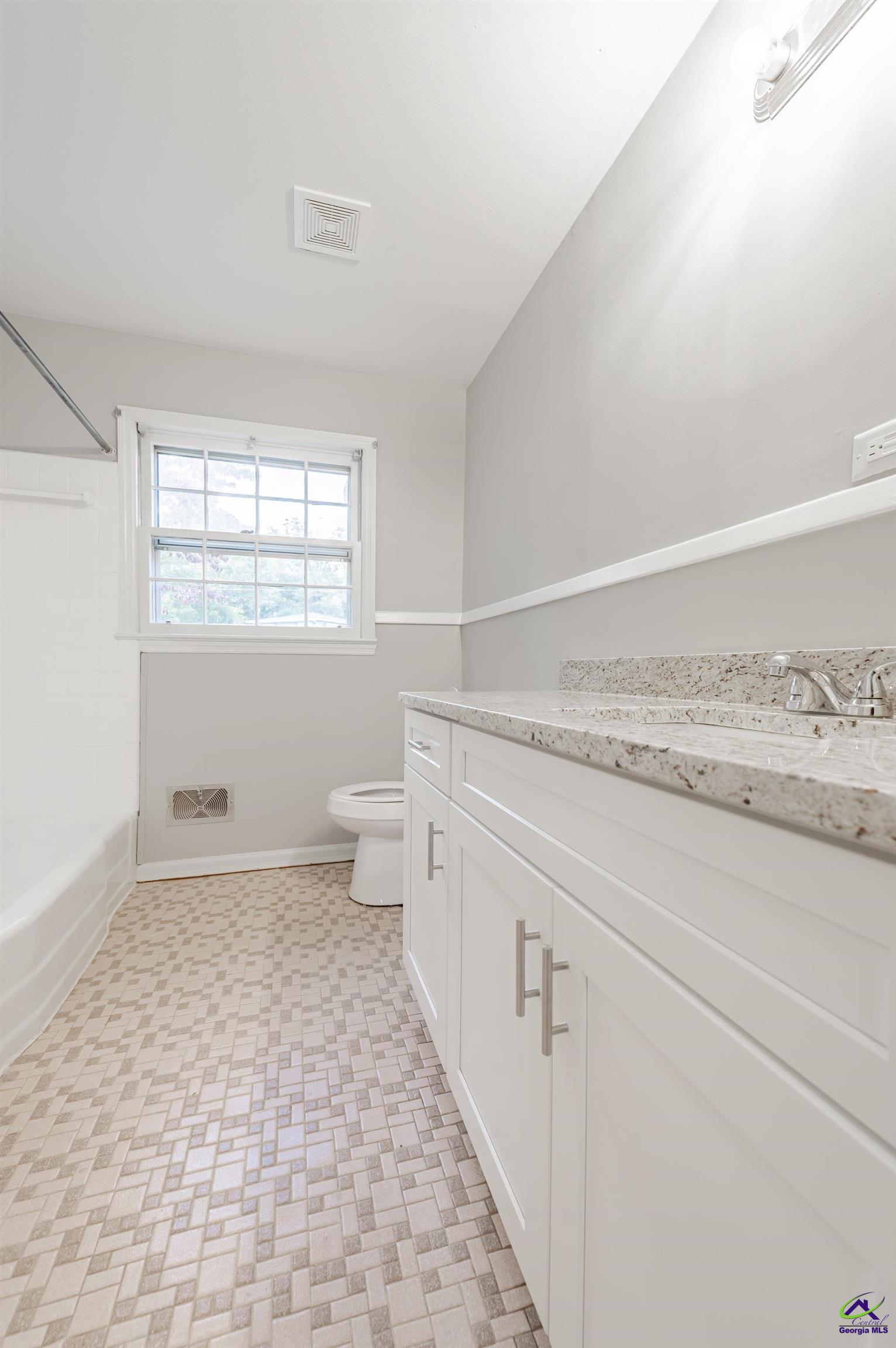 306 Juniper