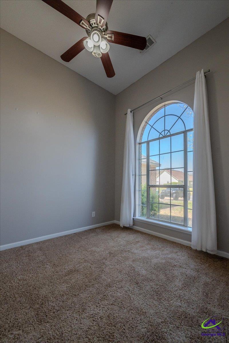 1525 Sweetwater