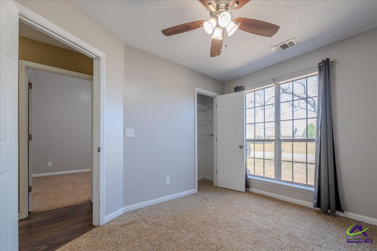 1525 Sweetwater