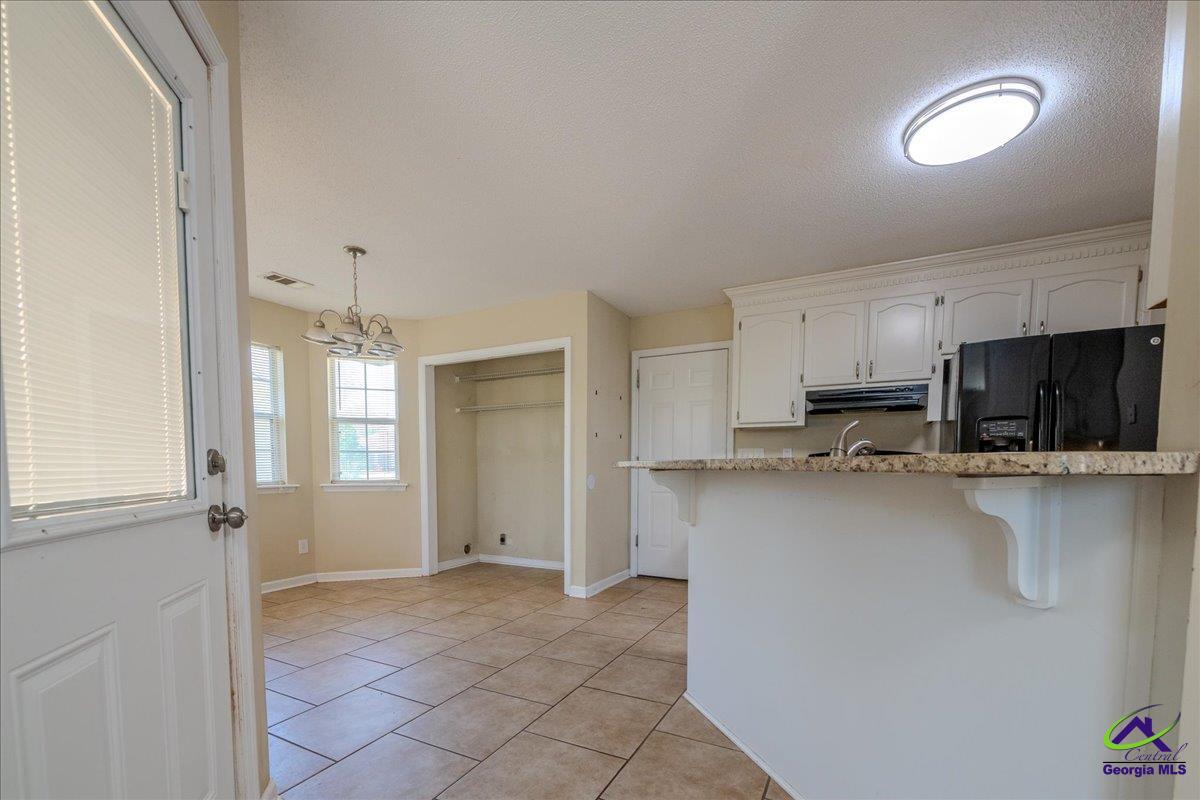 1525 Sweetwater